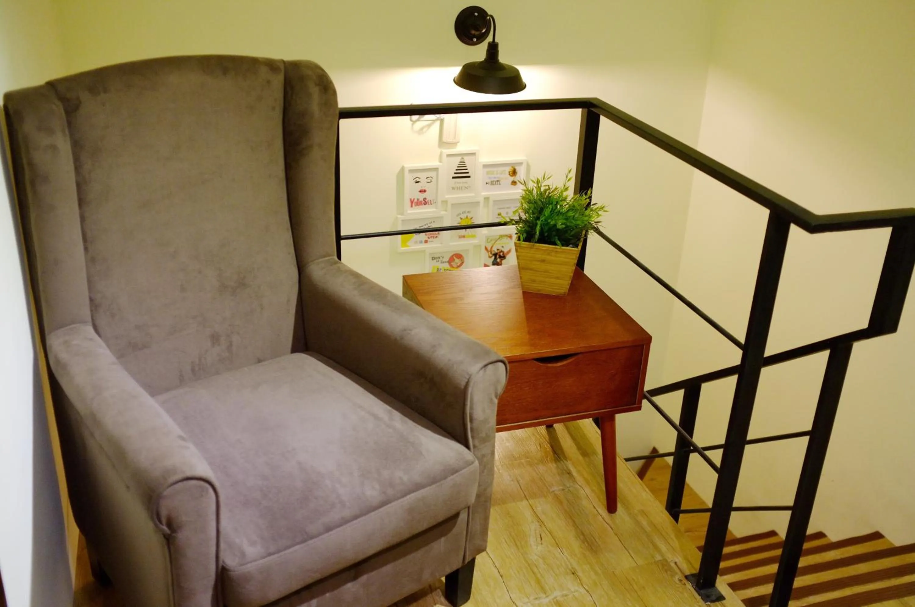 Decorative detail in On My Way Taitung Hostel