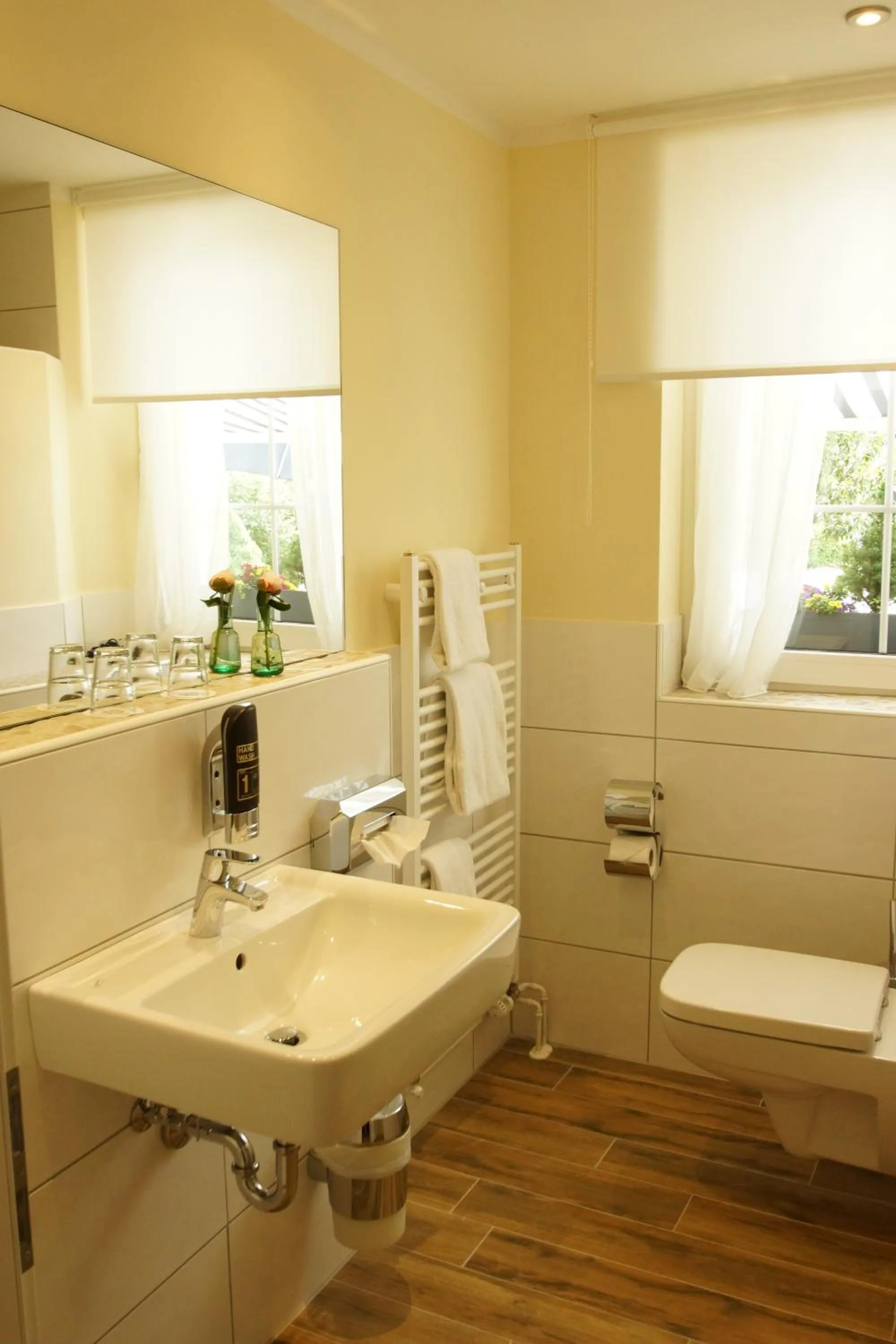 Photo of the whole room in Hotel Gut Moschenhof