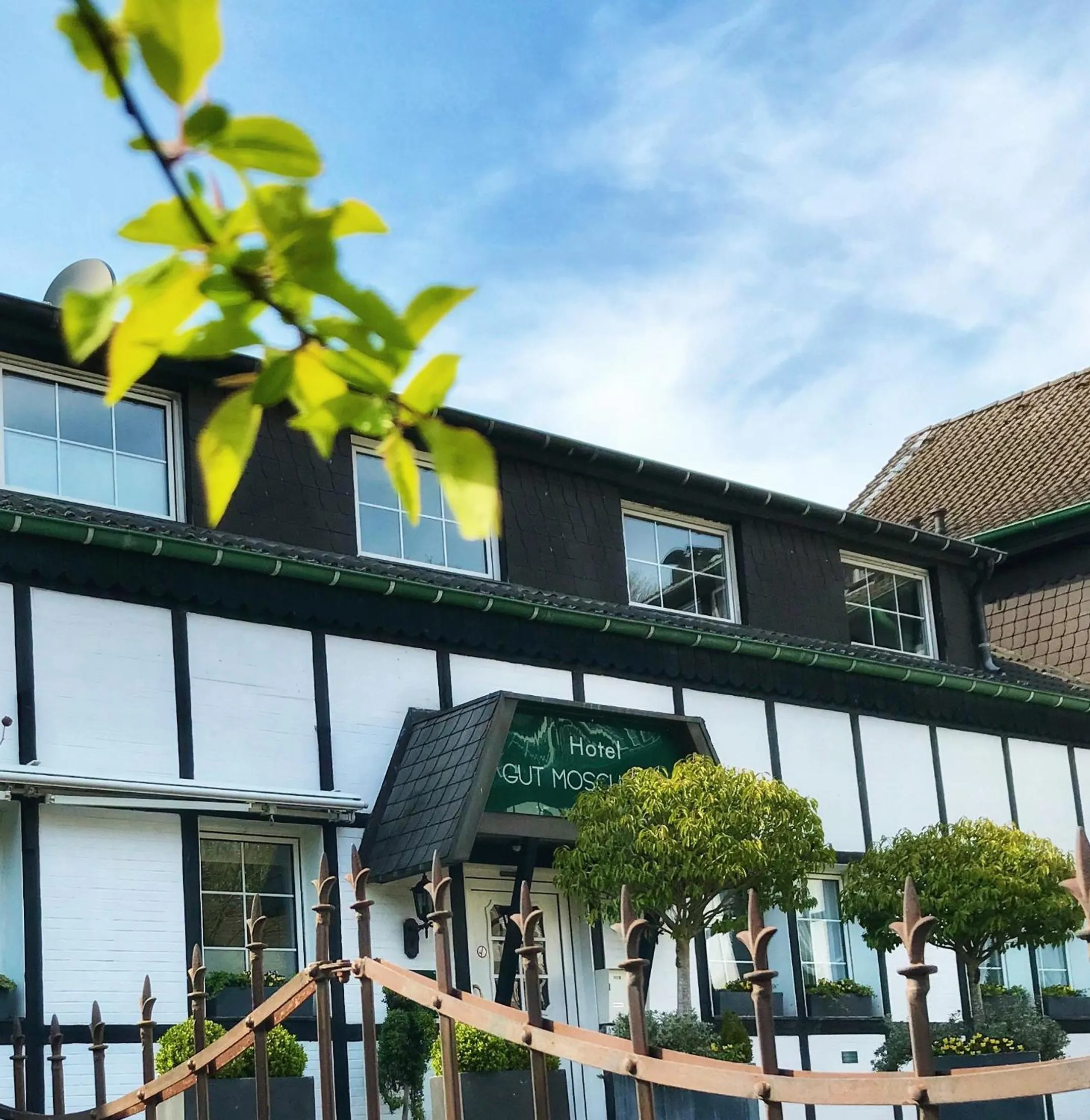 Property building in Hotel Gut Moschenhof