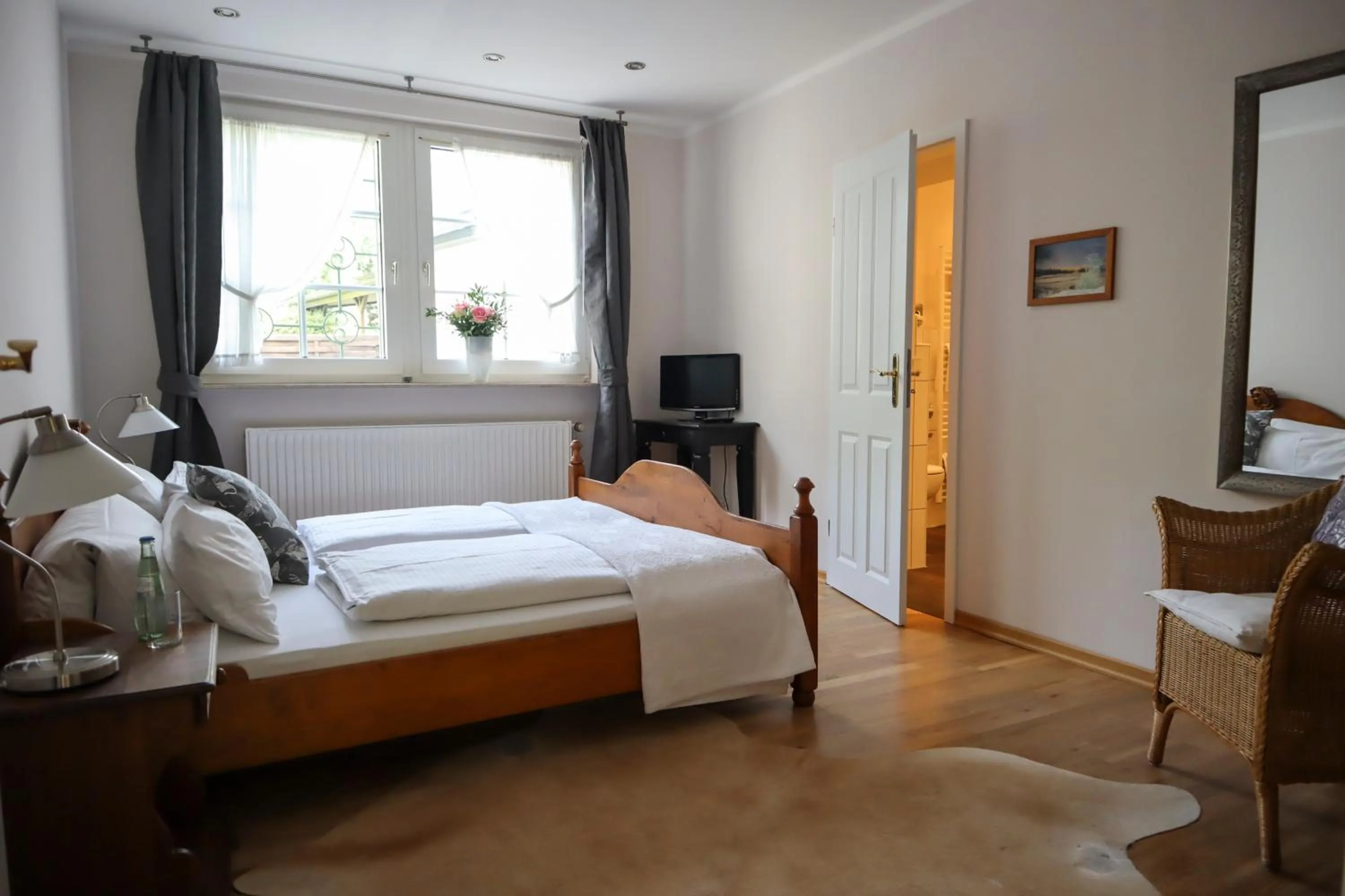 Photo of the whole room, Bed in Hotel Gut Moschenhof