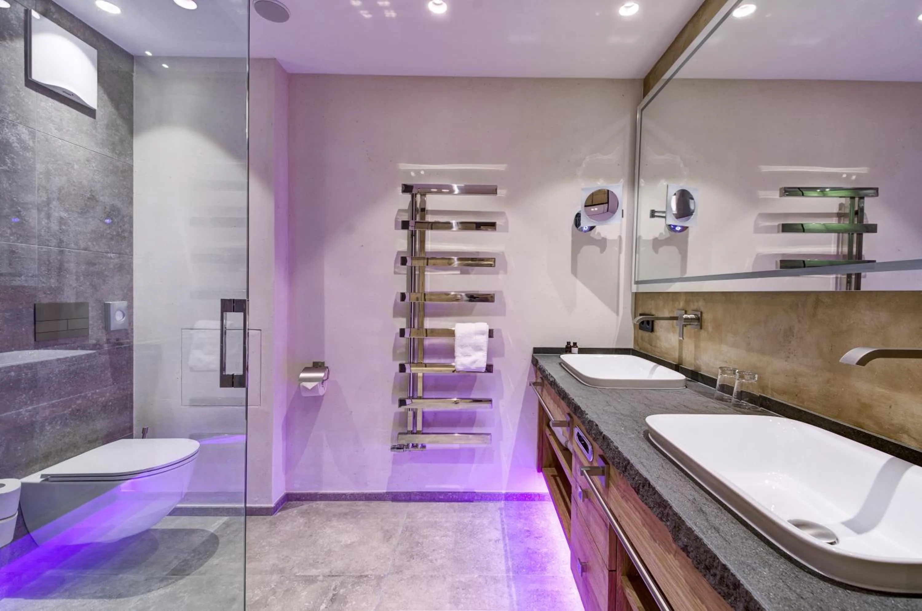 Bathroom in Hotel Rose