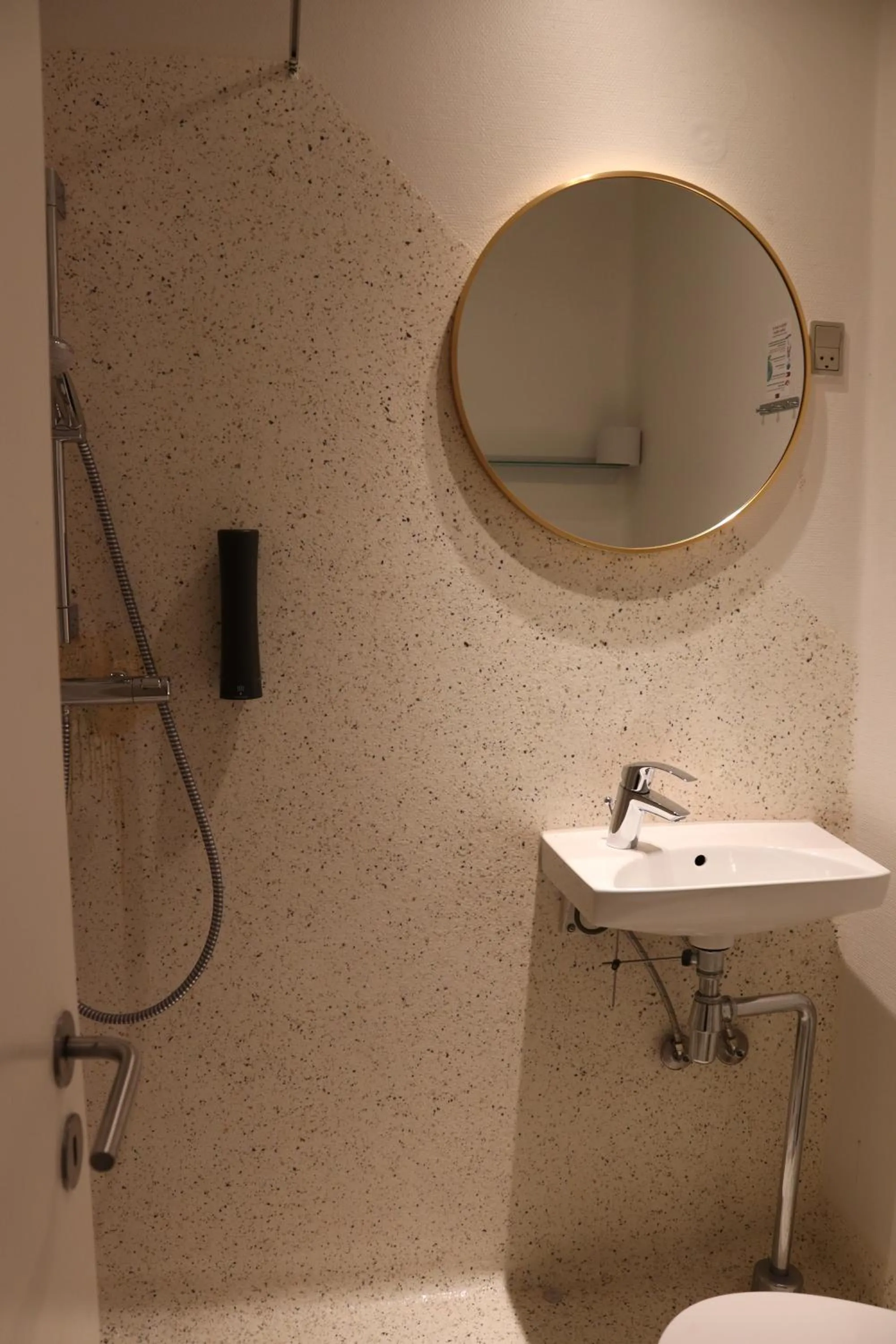 Bathroom in Milling Hotel Mini 11