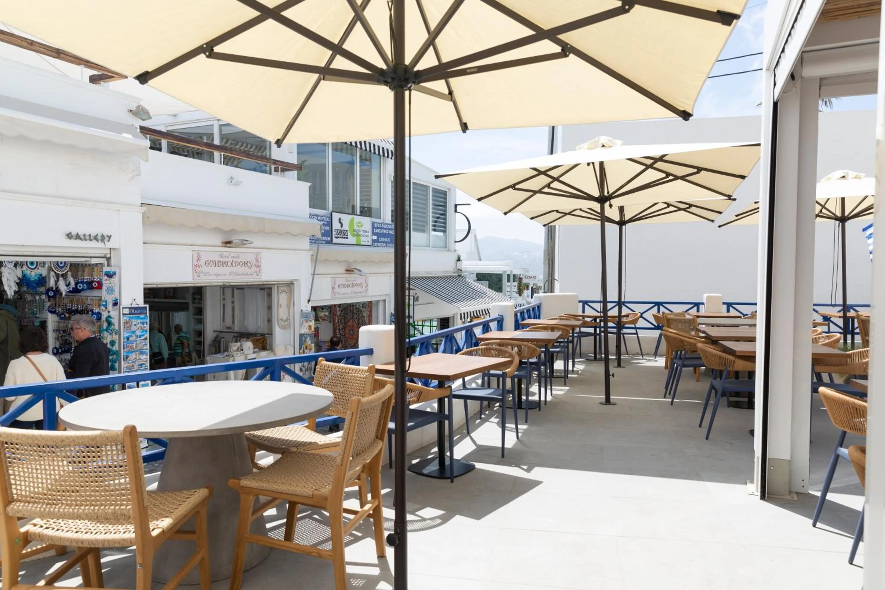 Restaurant/places to eat in Asimina Hotel