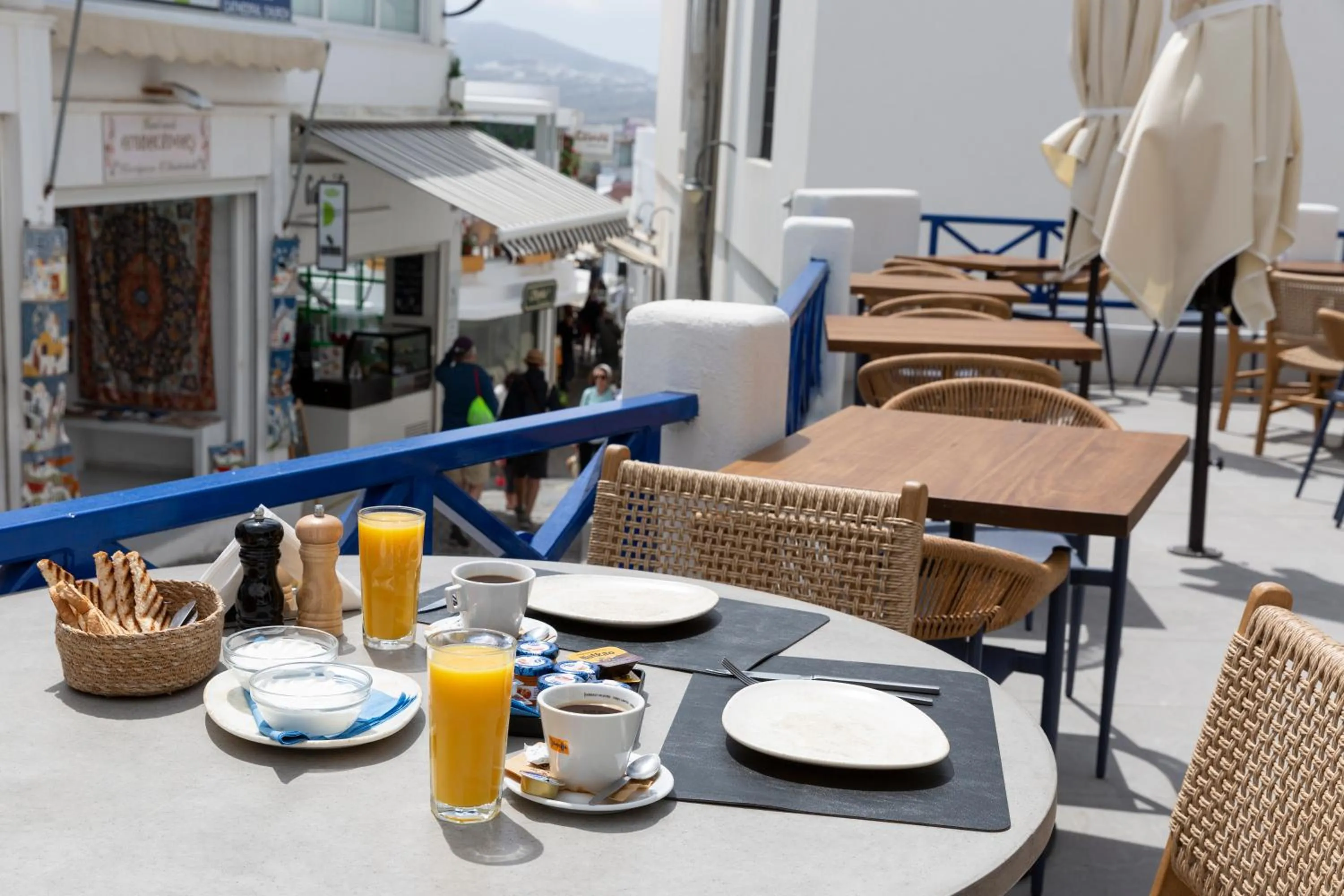 Dining area in Asimina Hotel