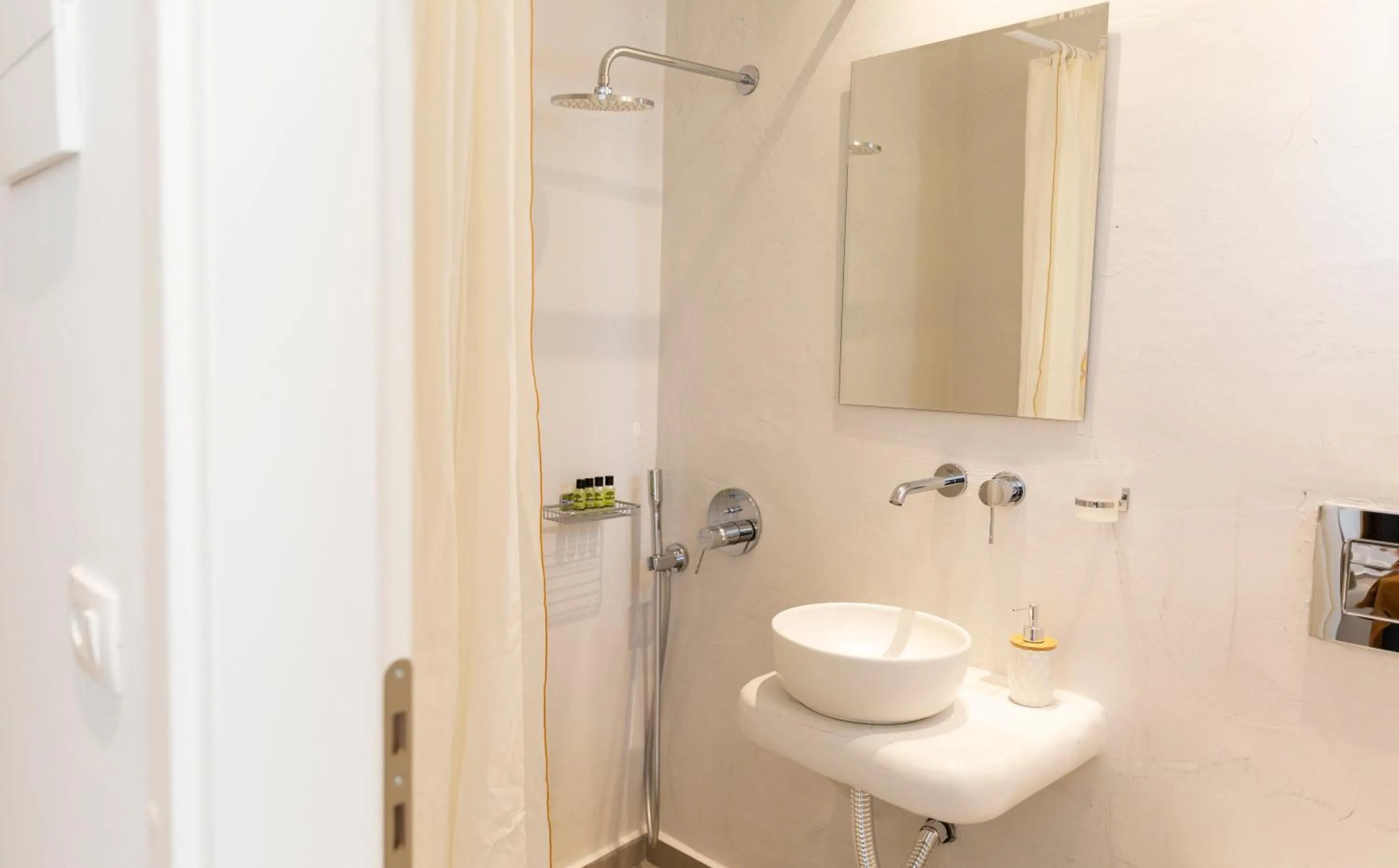 Shower in Asimina Hotel