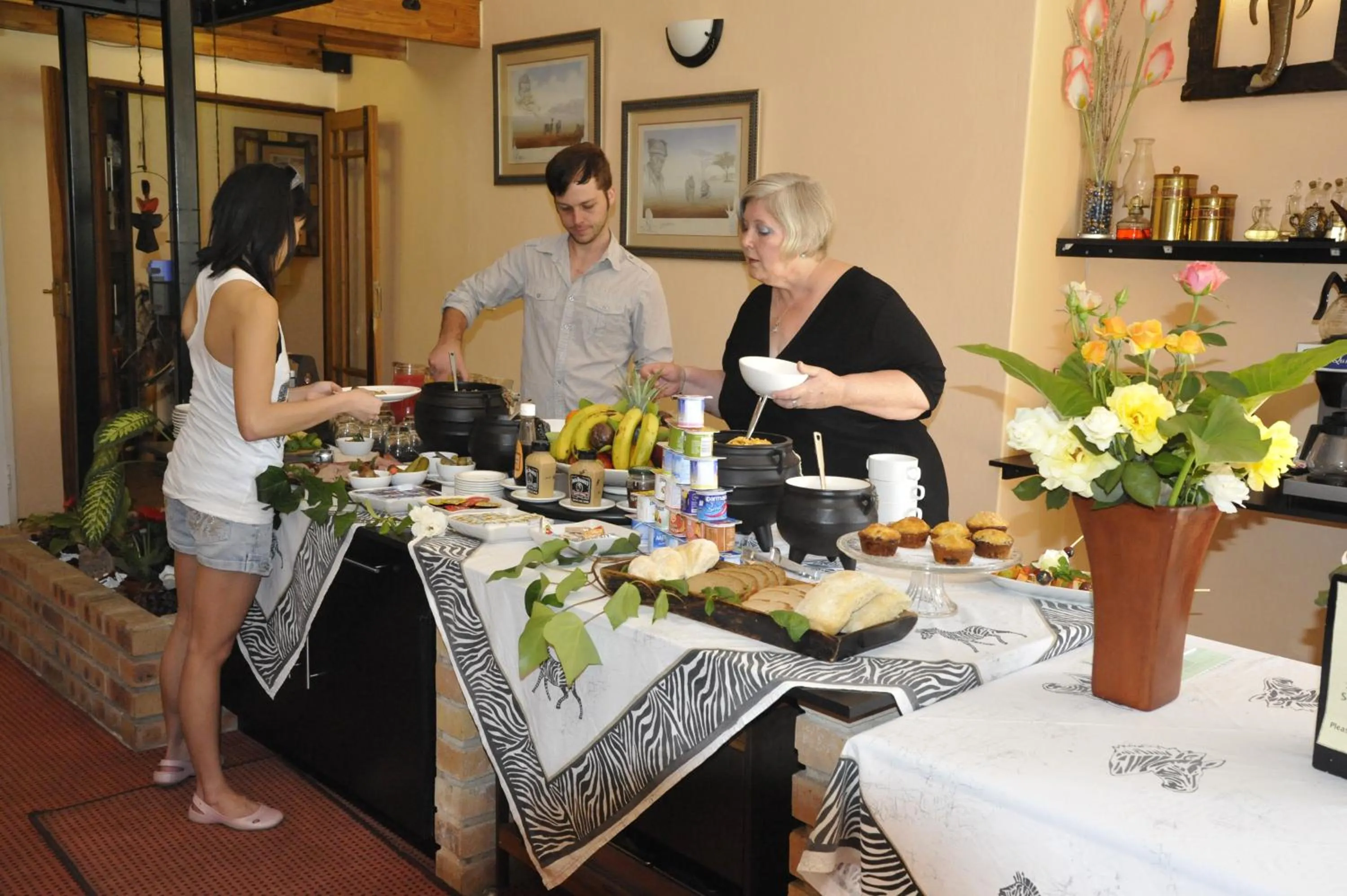 Food and drinks in Ipe Tombe Guest Lodge - Midrand