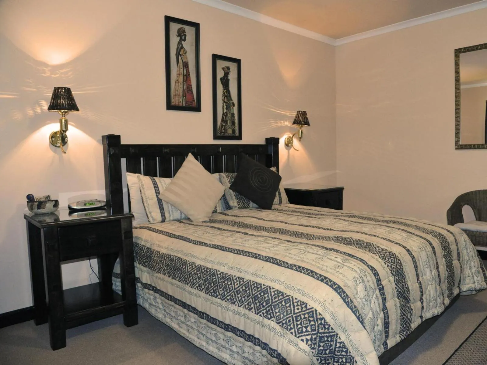 Bedroom, Bed in Ipe Tombe Guest Lodge - Midrand