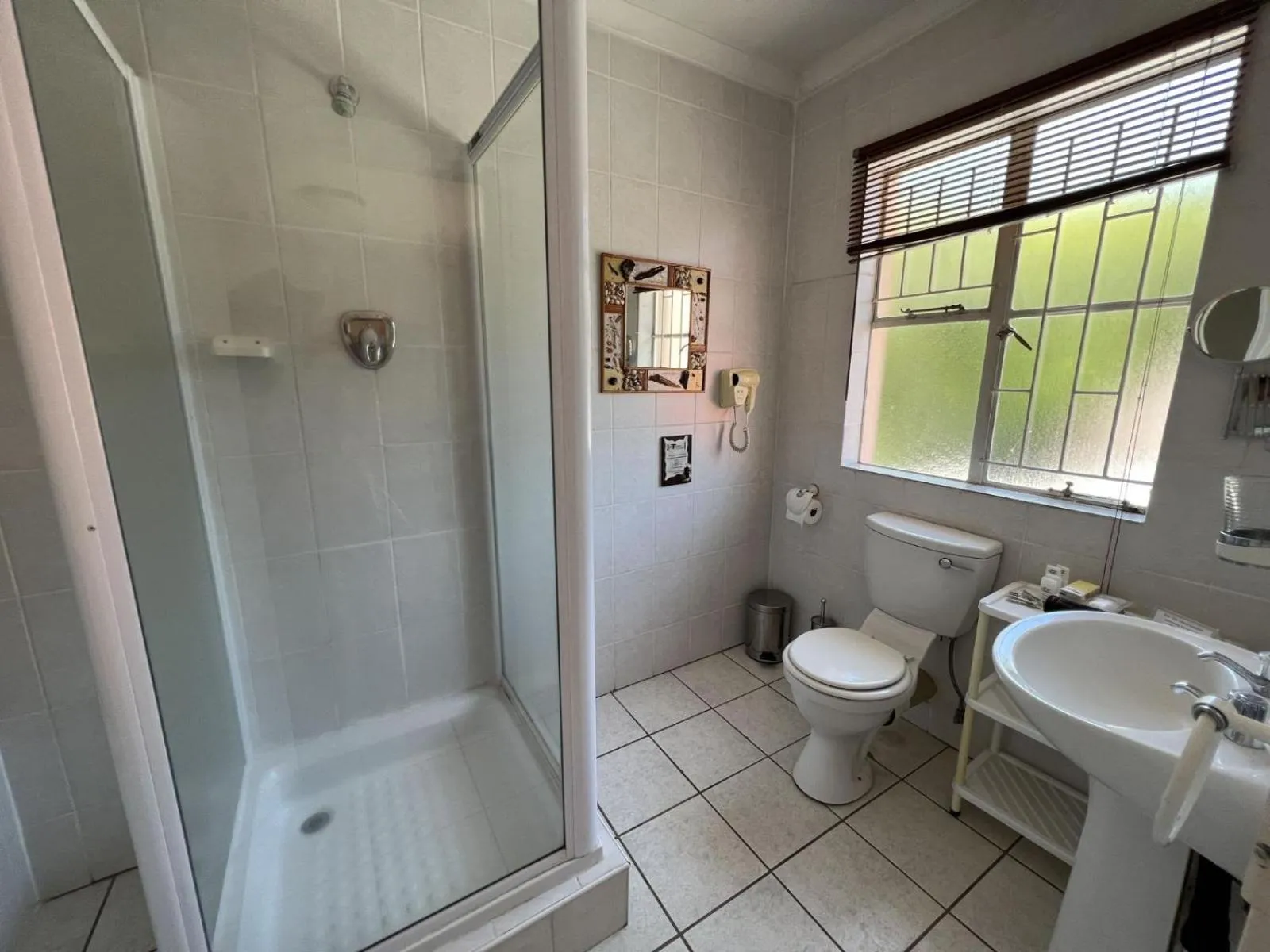 Bathroom in Ipe Tombe Guest Lodge - Midrand