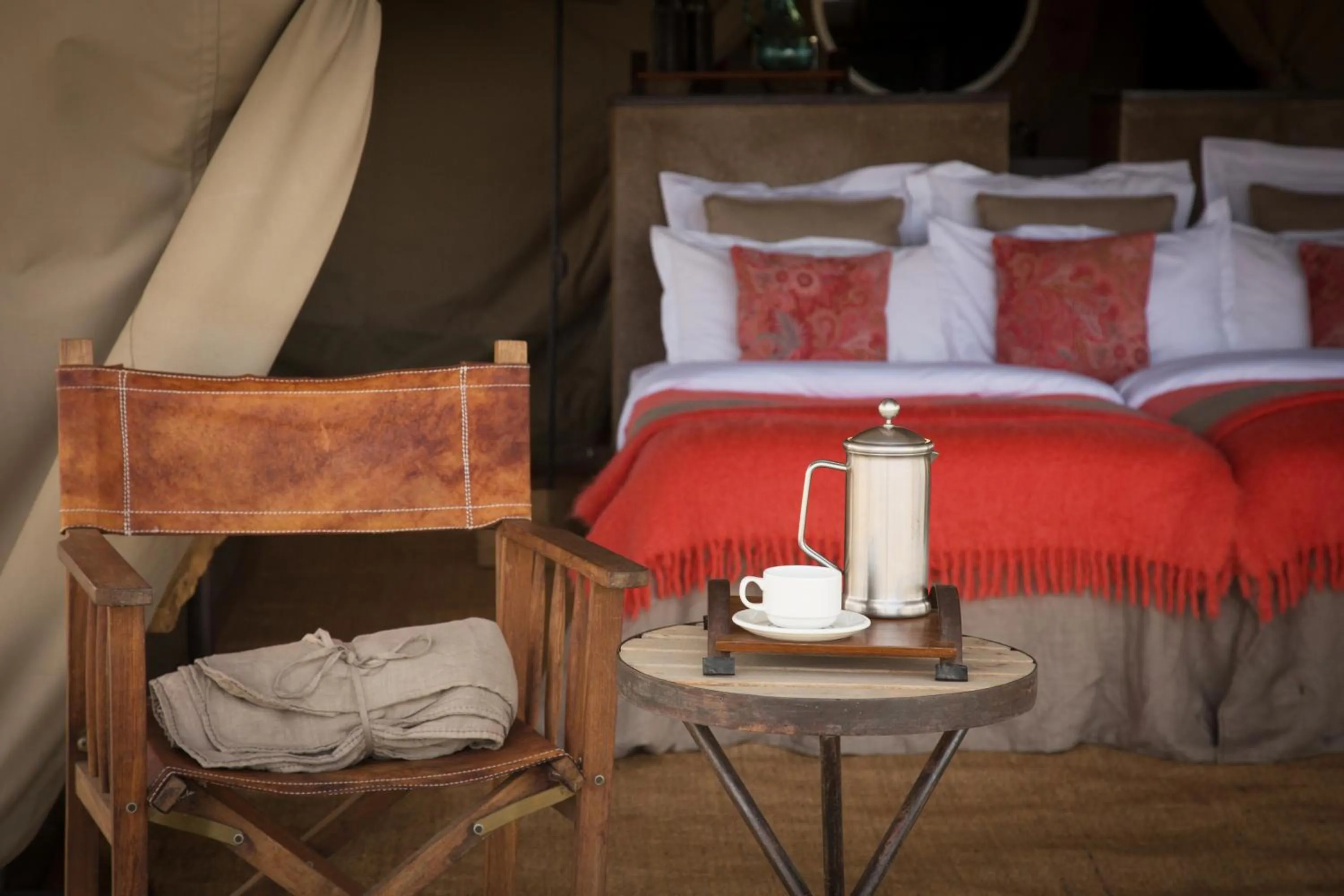 Coffee/tea facilities, Bed in Pumzika Luxury Safari Camp