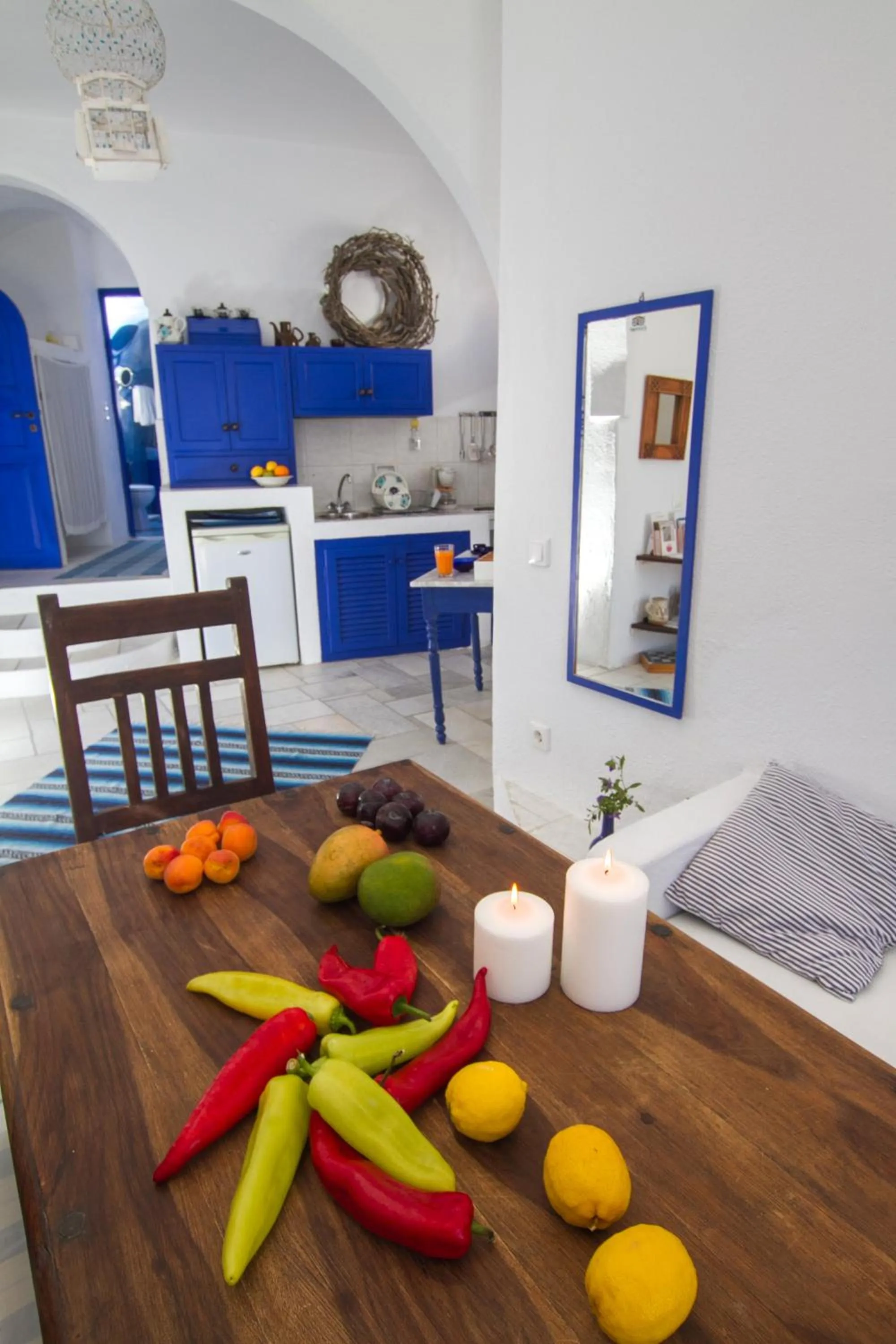 Dining area in Ifestio Villas Oia
