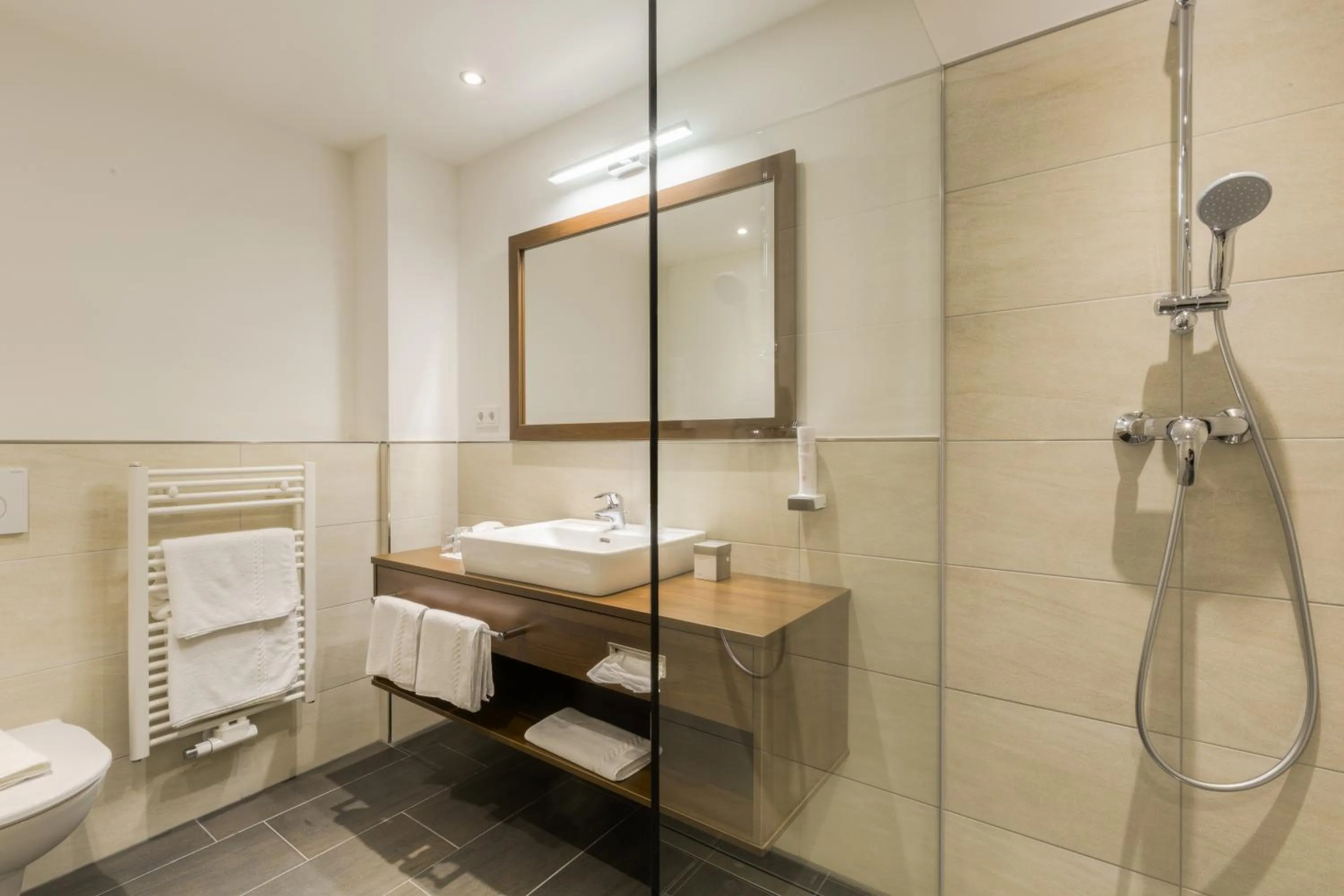 Bathroom in Seehotel Das JO