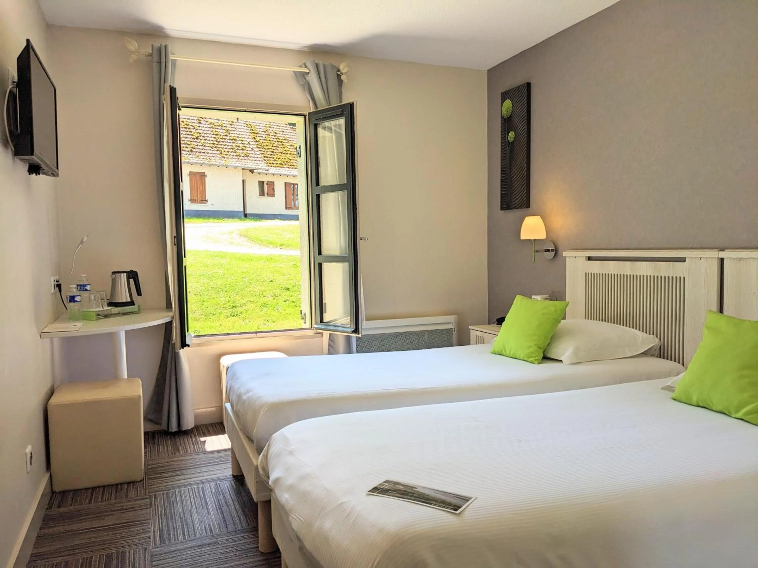 Bedroom, Bed in Le Cap Hornu