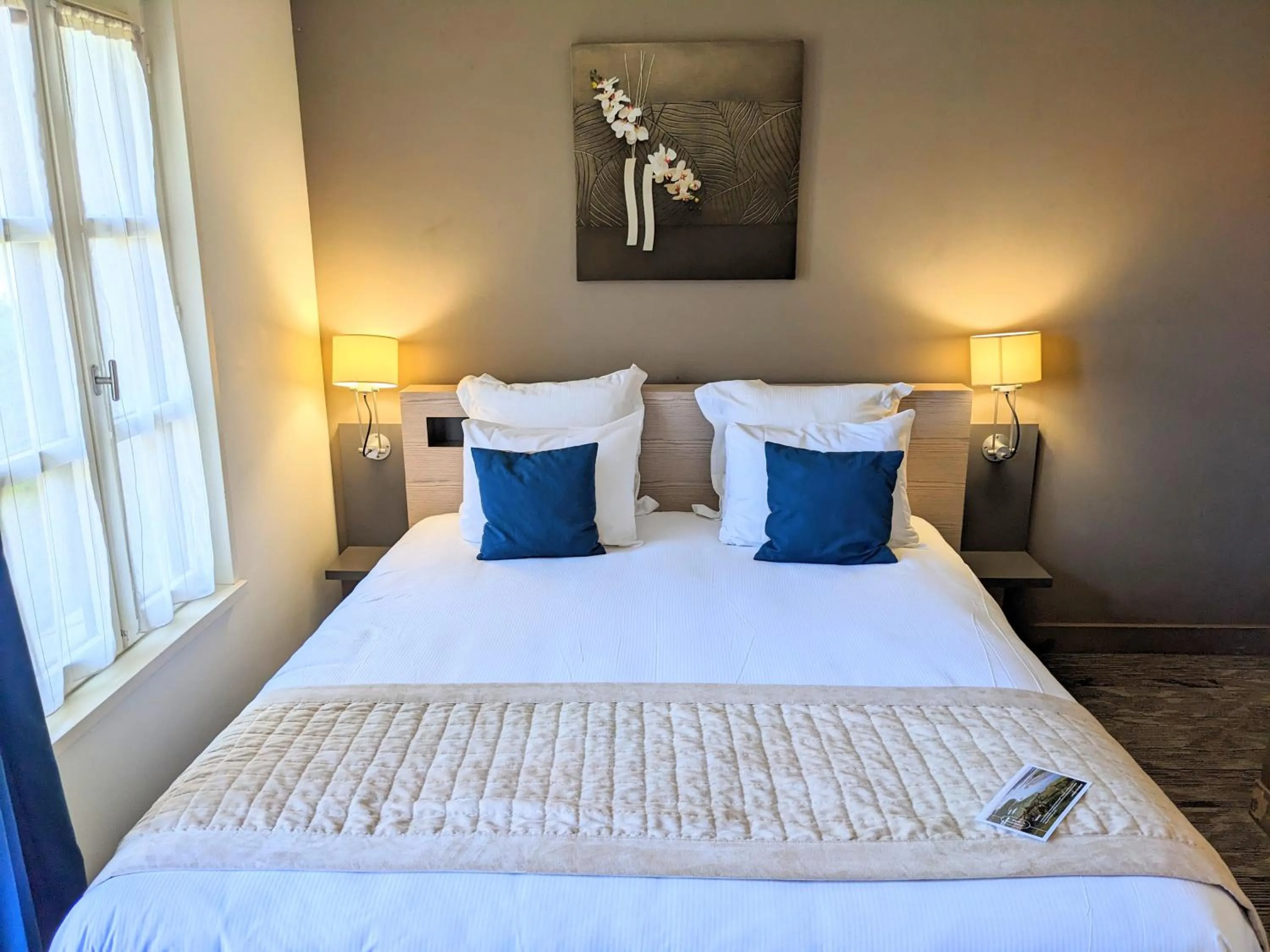 Bedroom, Bed in Le Cap Hornu