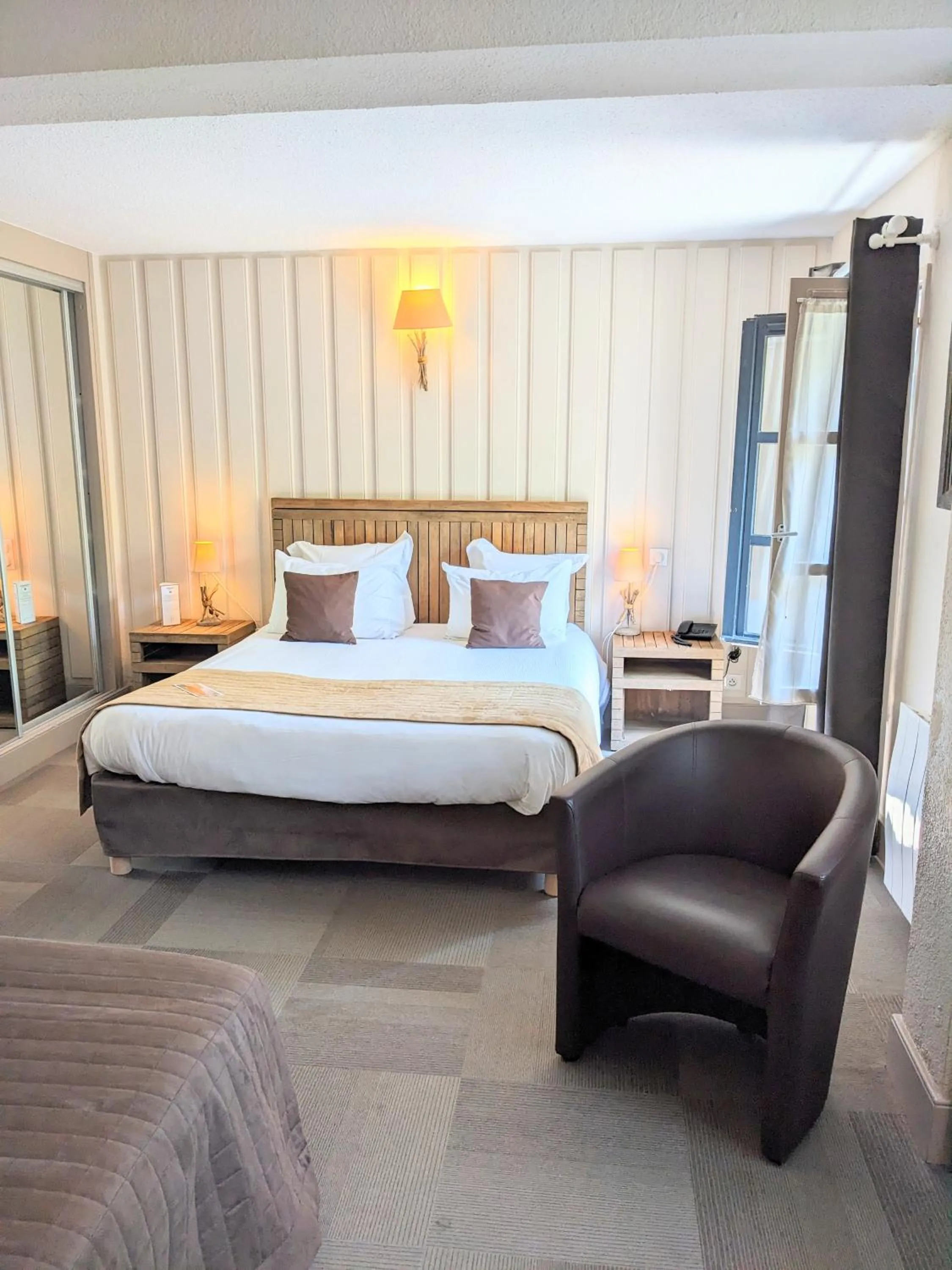 Bedroom, Bed in Le Cap Hornu