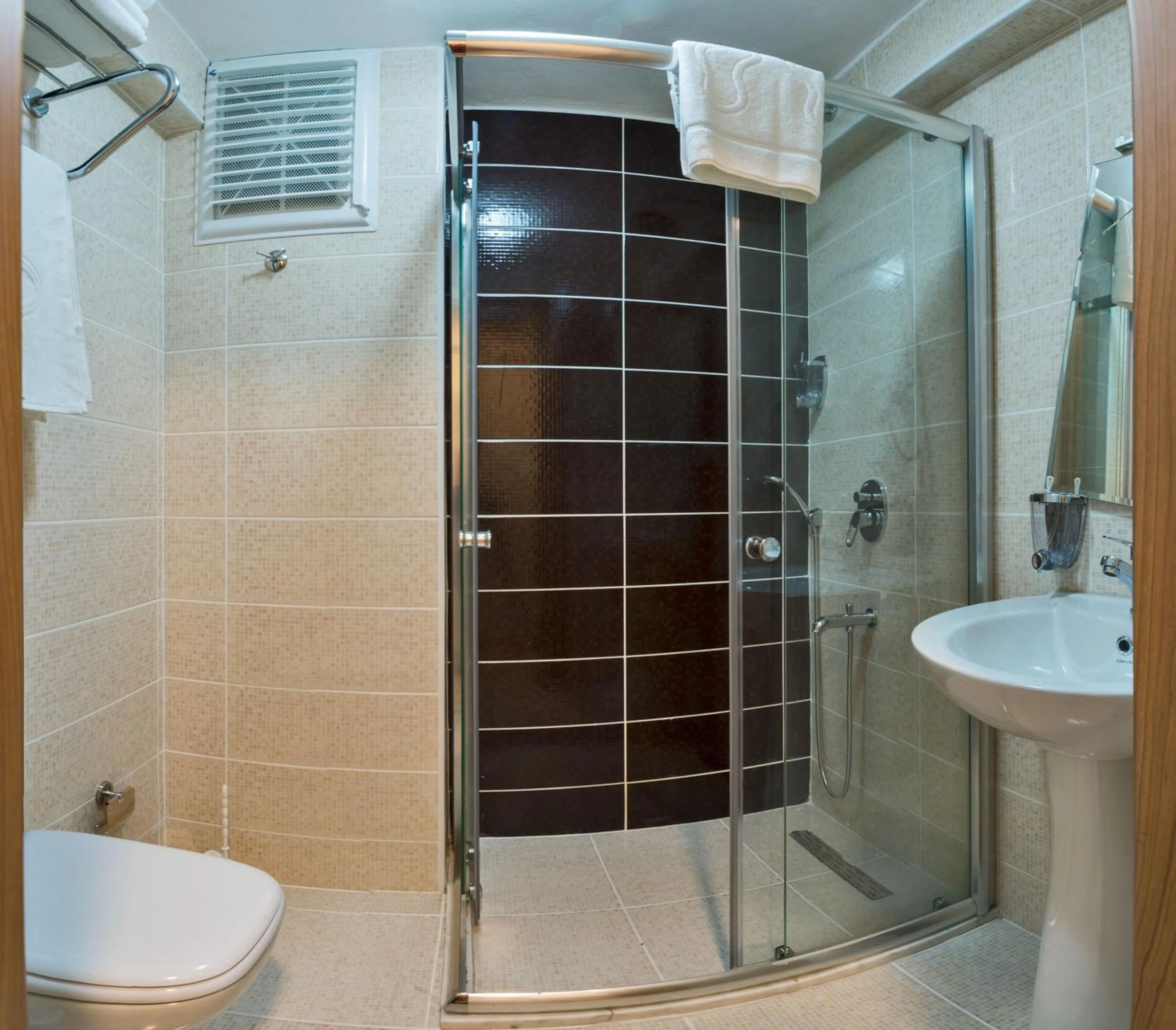 Bathroom in Polanin Hotel