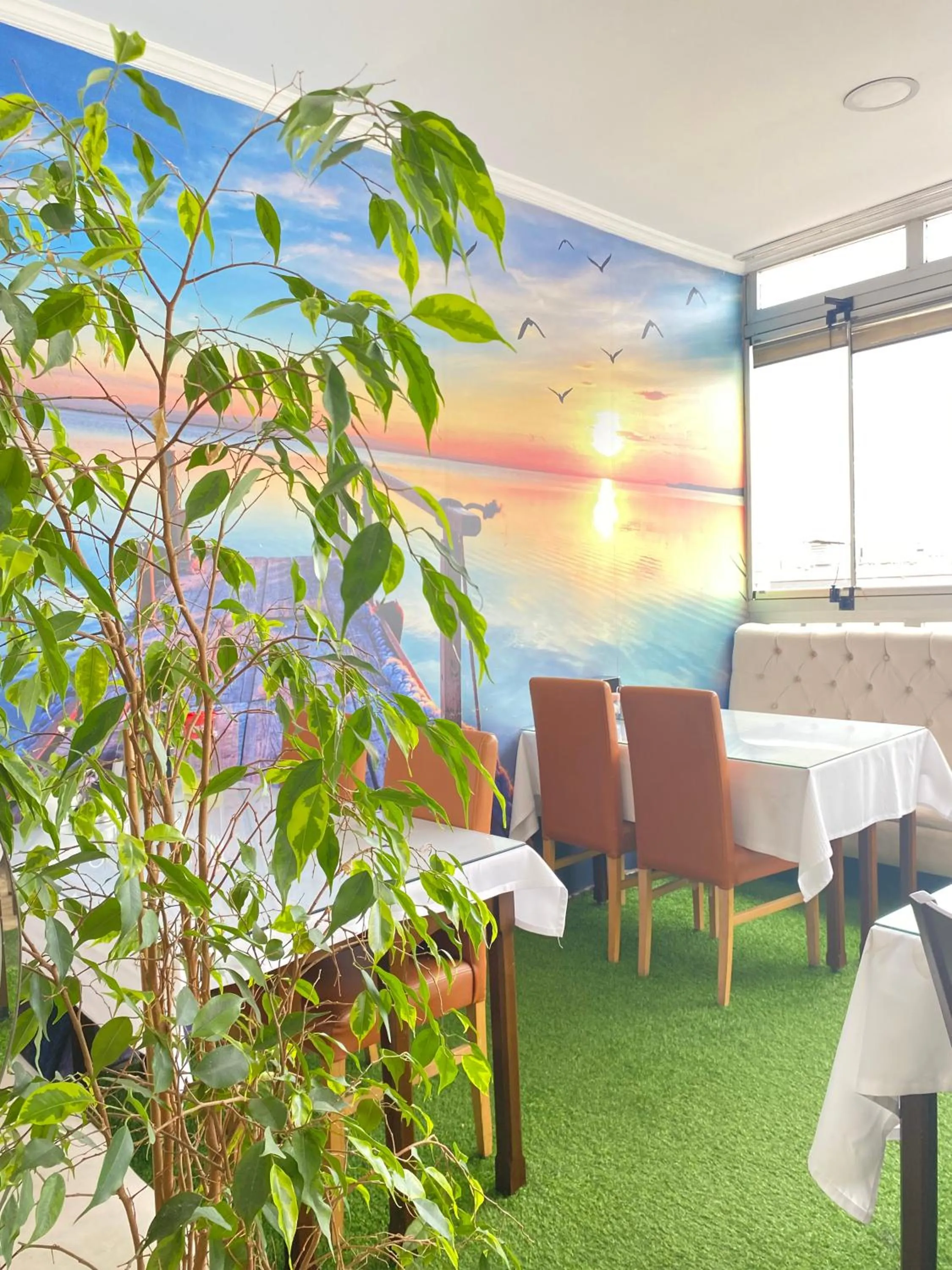 Restaurant/places to eat in Polanin Hotel