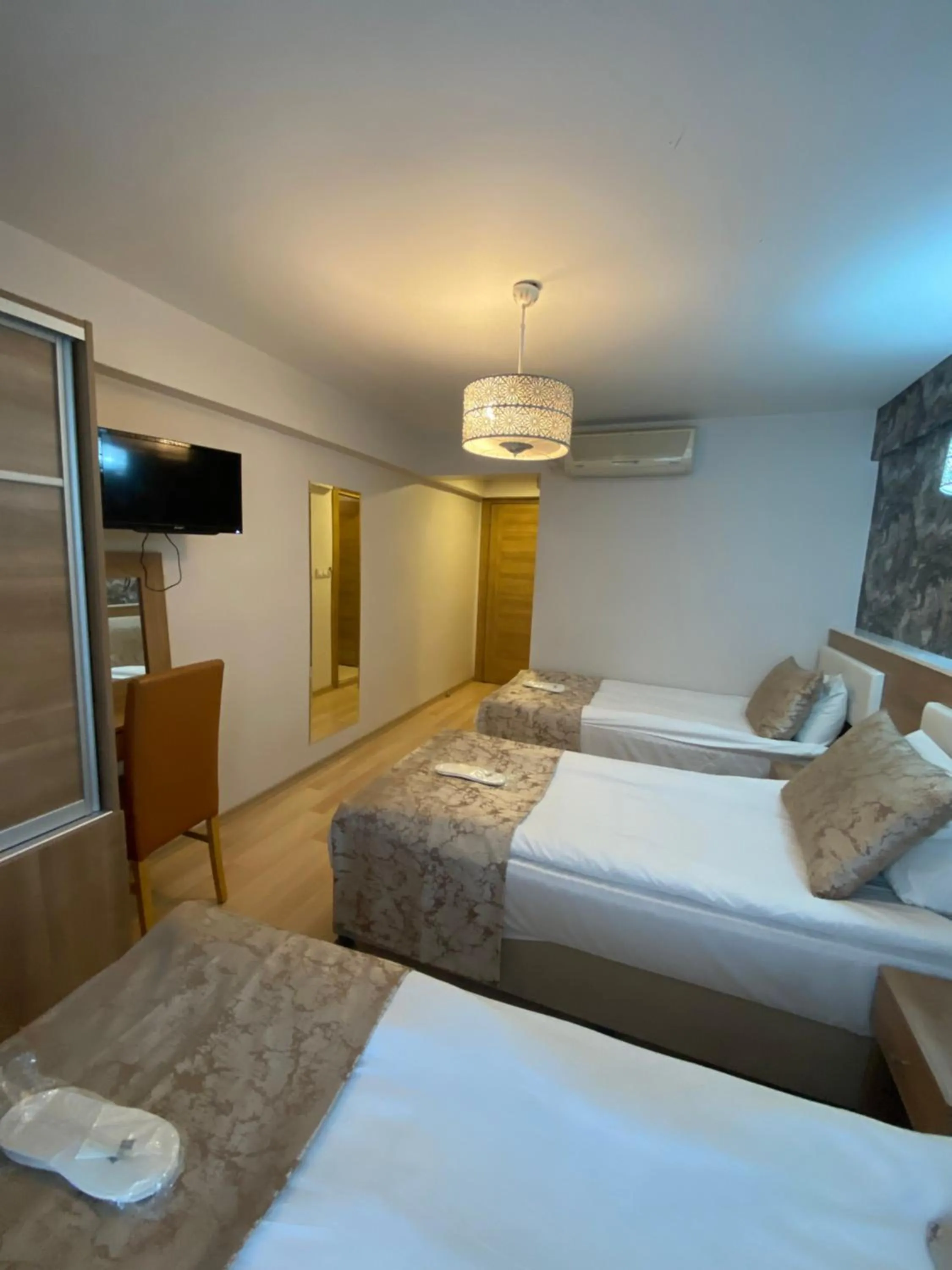 Massage, Bed in Polanin Hotel