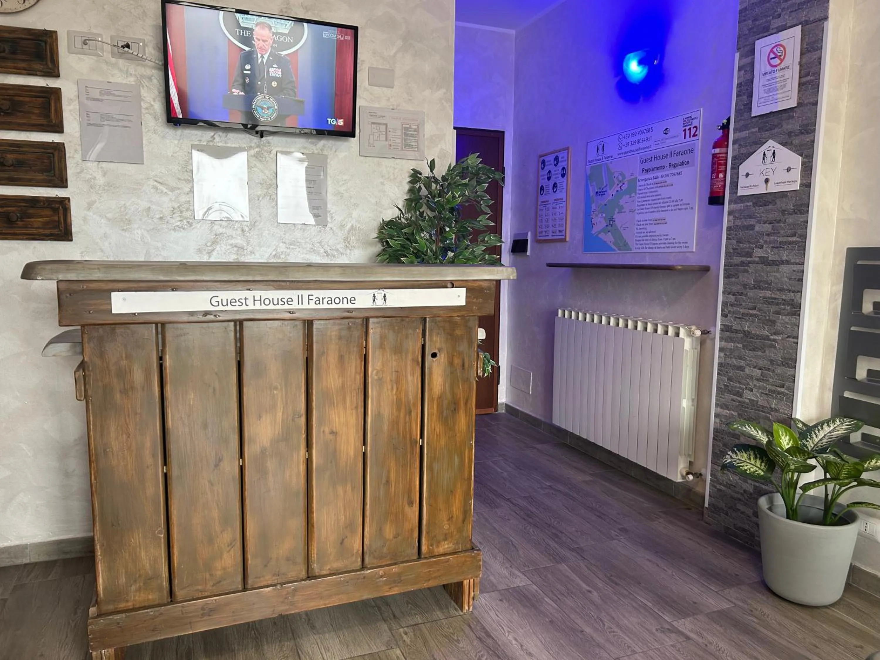 People in Guest House Il Faraone