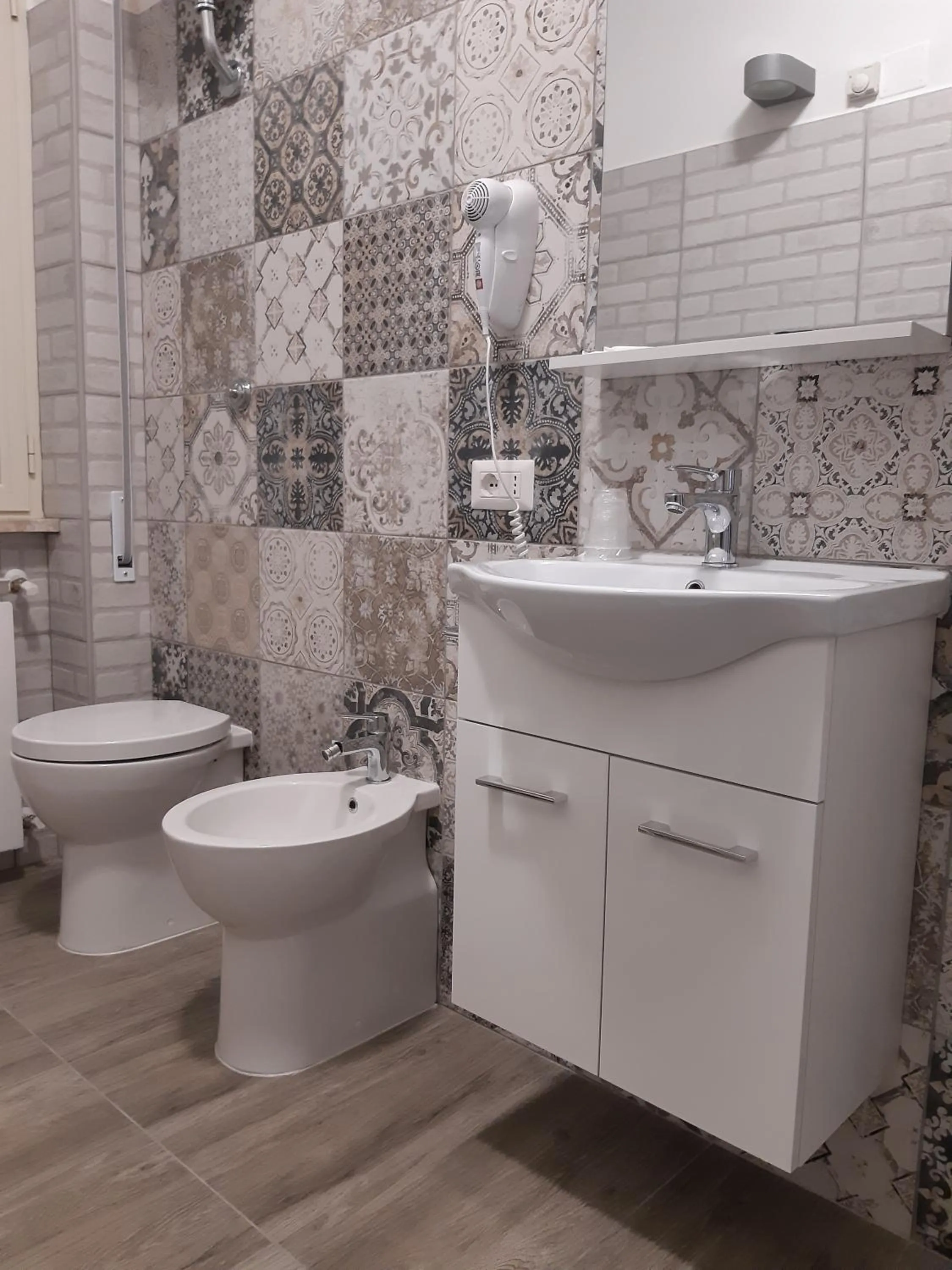 Toilet in Guest House Il Faraone