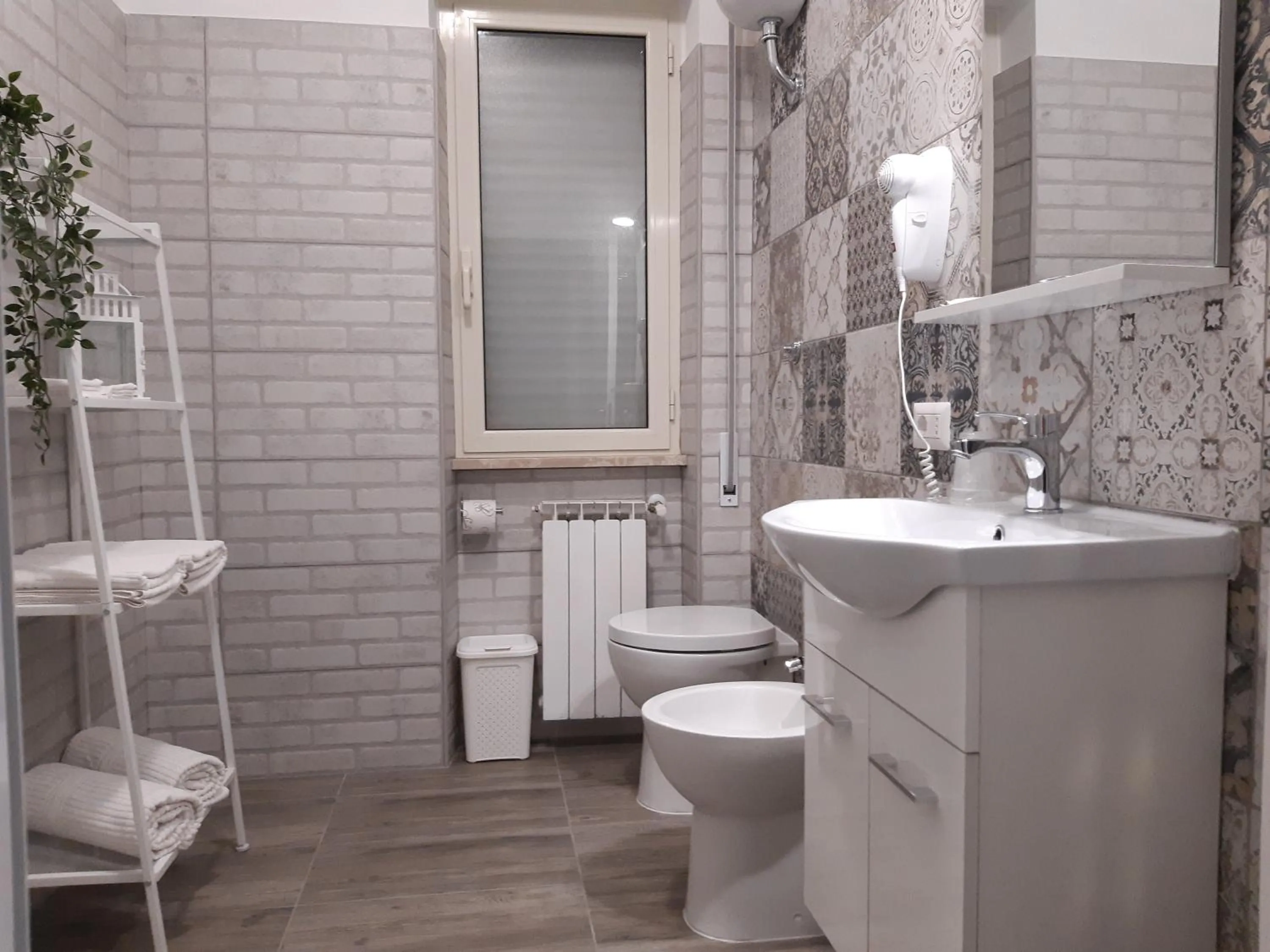 Toilet in Guest House Il Faraone