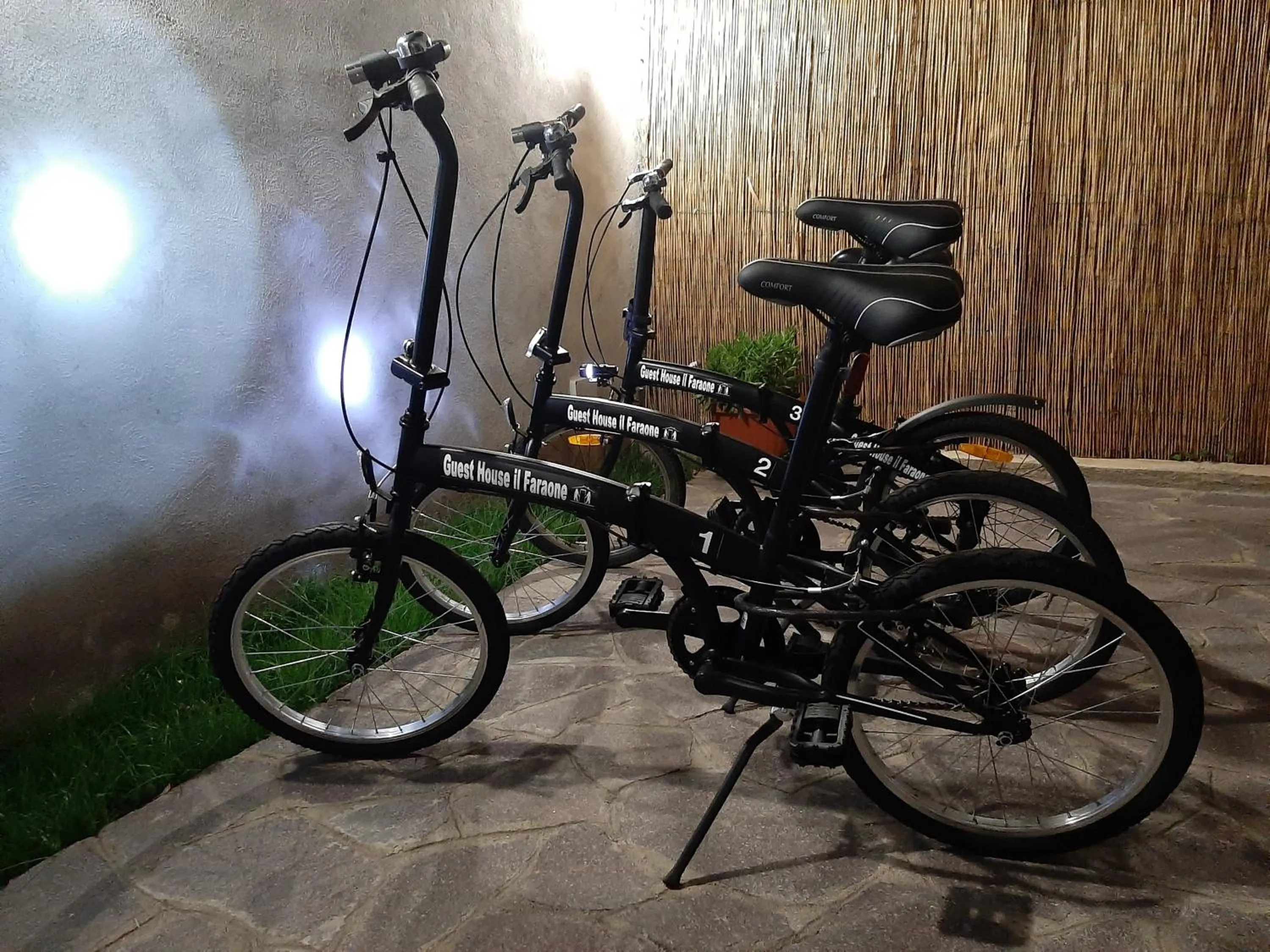 People in Guest House Il Faraone