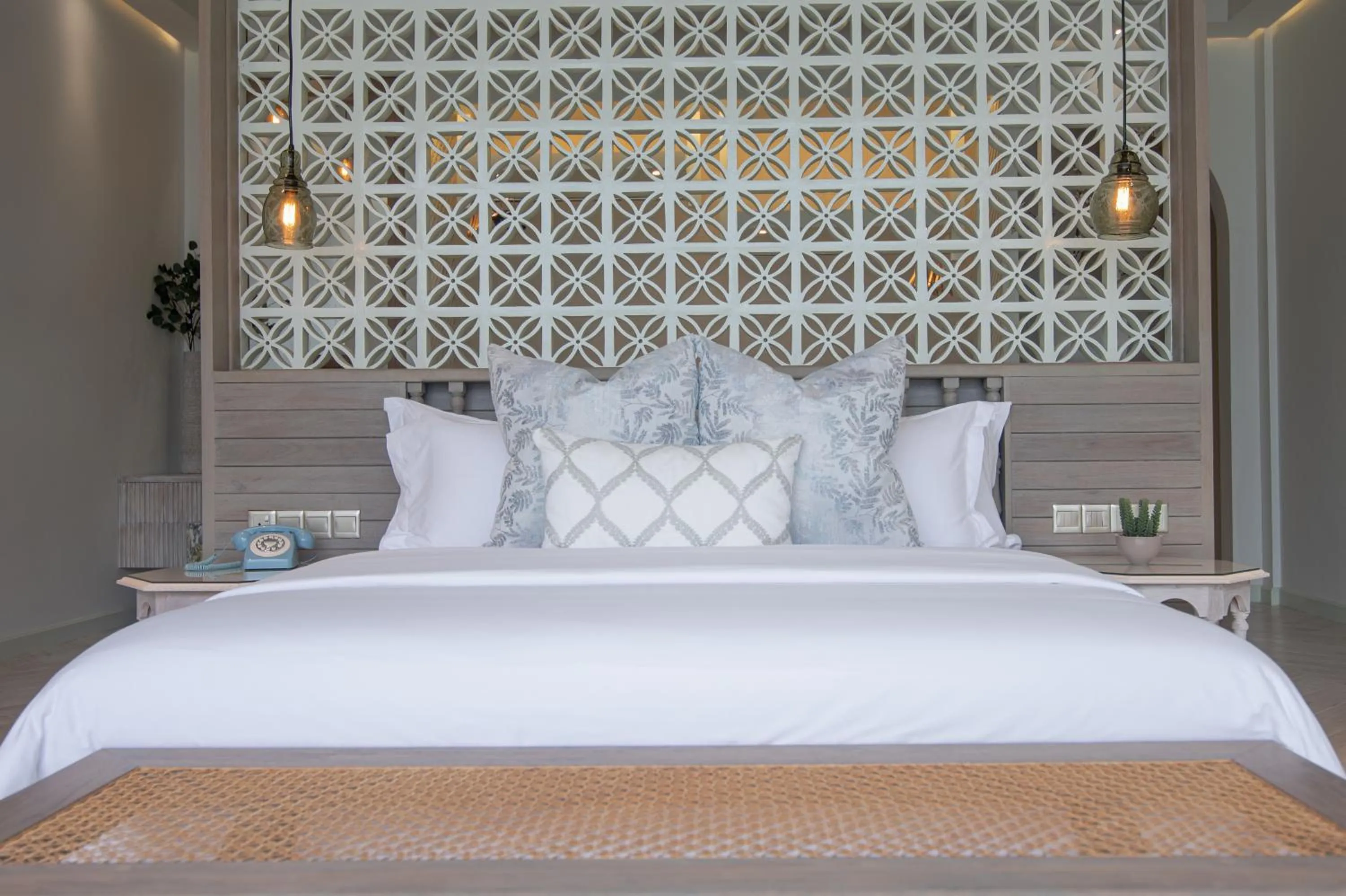 Bed in Malahini Kuda Bandos Resort