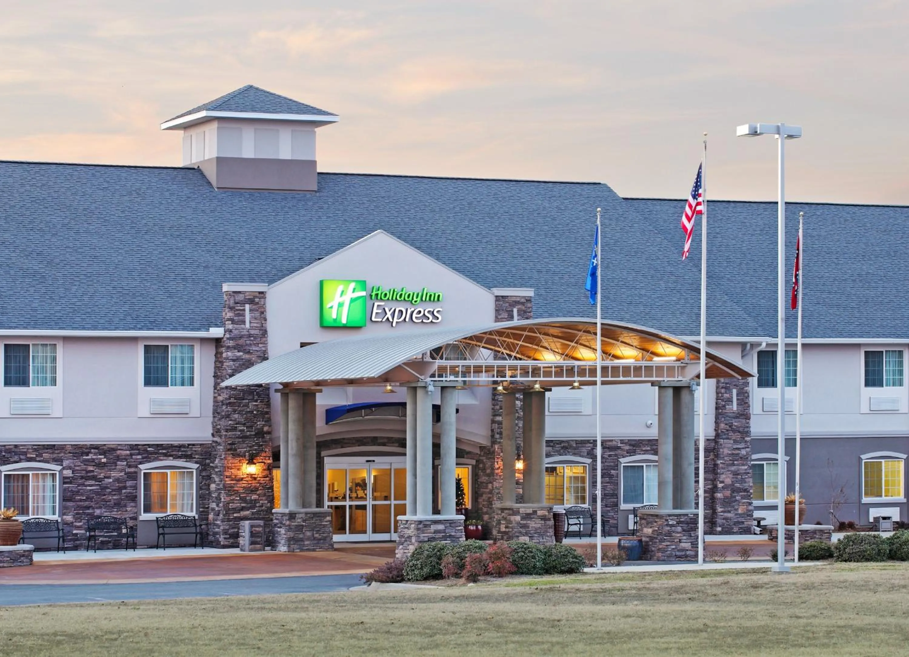 Property building in Holiday Inn Express Monticello by IHG