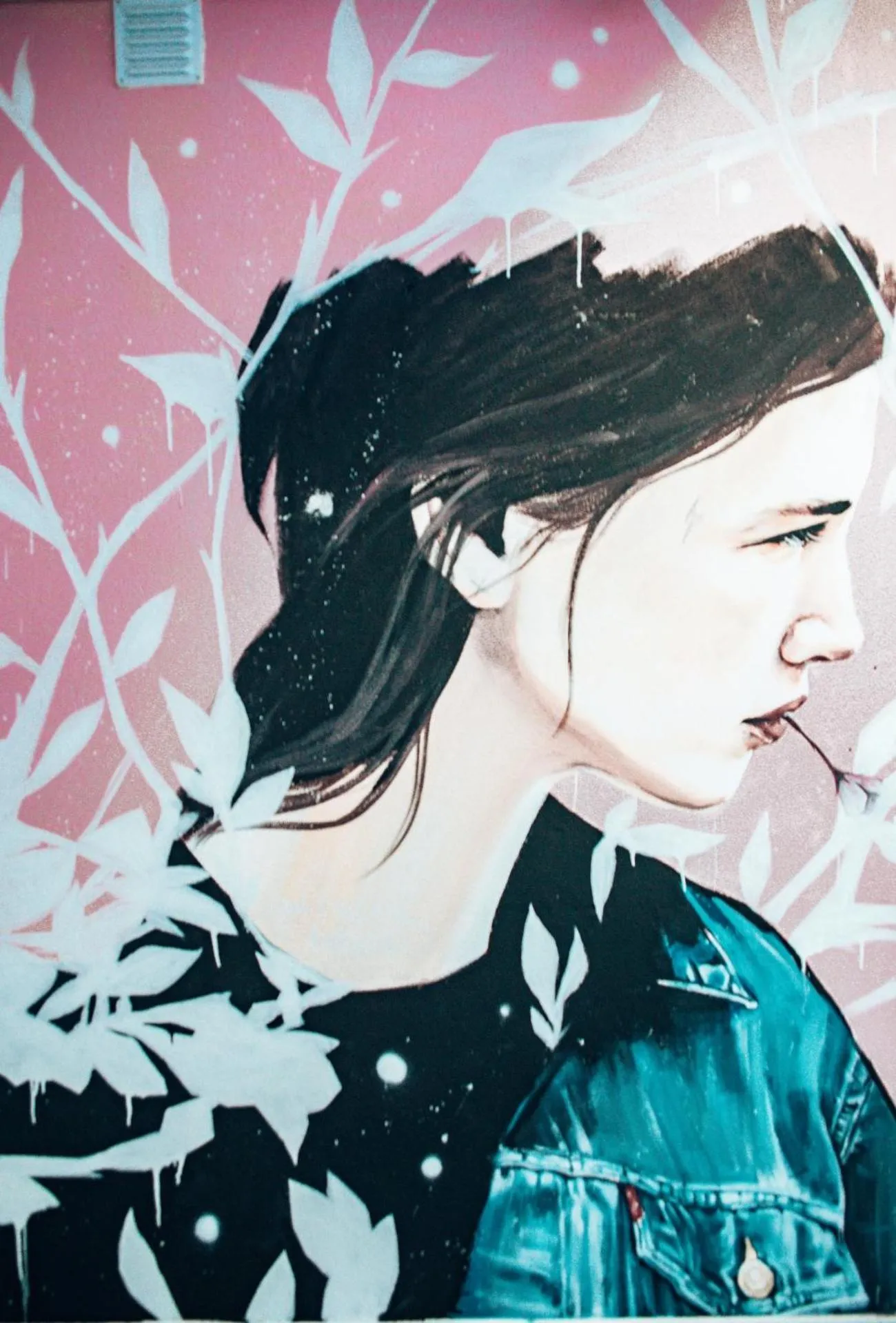 Decorative detail in Selina Secret Garden Lisbon by IKIGAI Global Hospitality