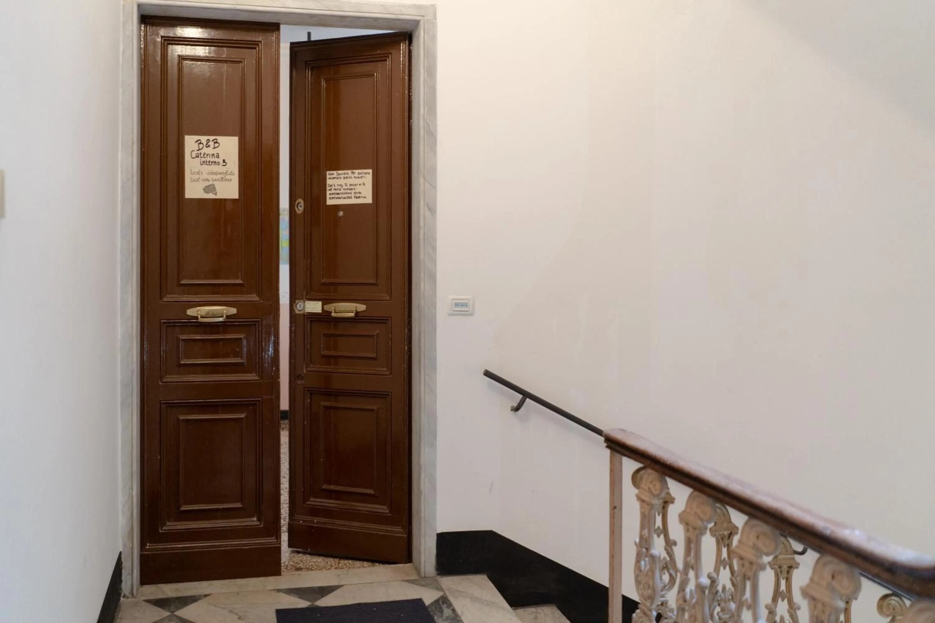 Facade/entrance in B&B Caterina