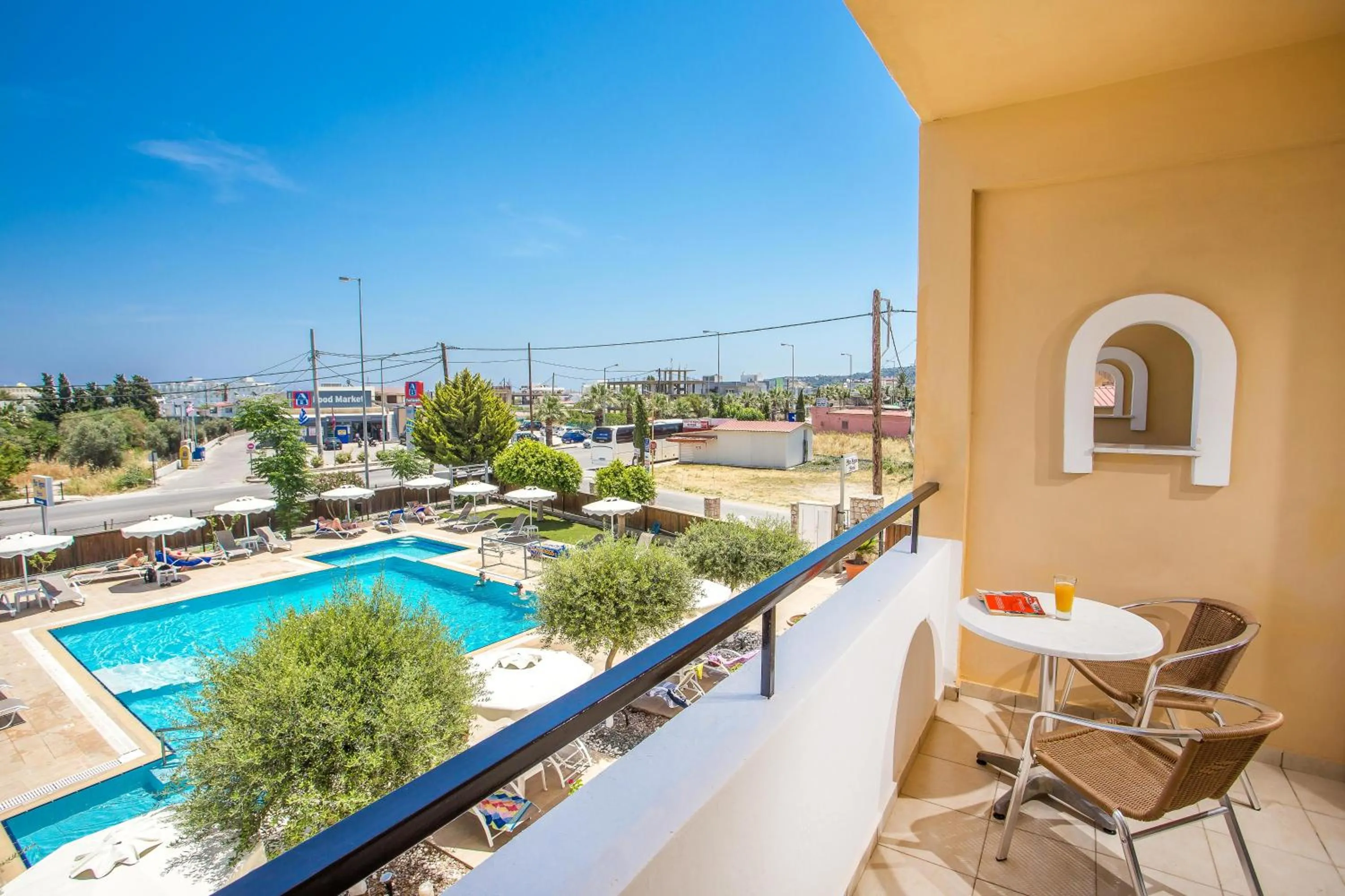 Balcony/Terrace in Mon Repos Hotel