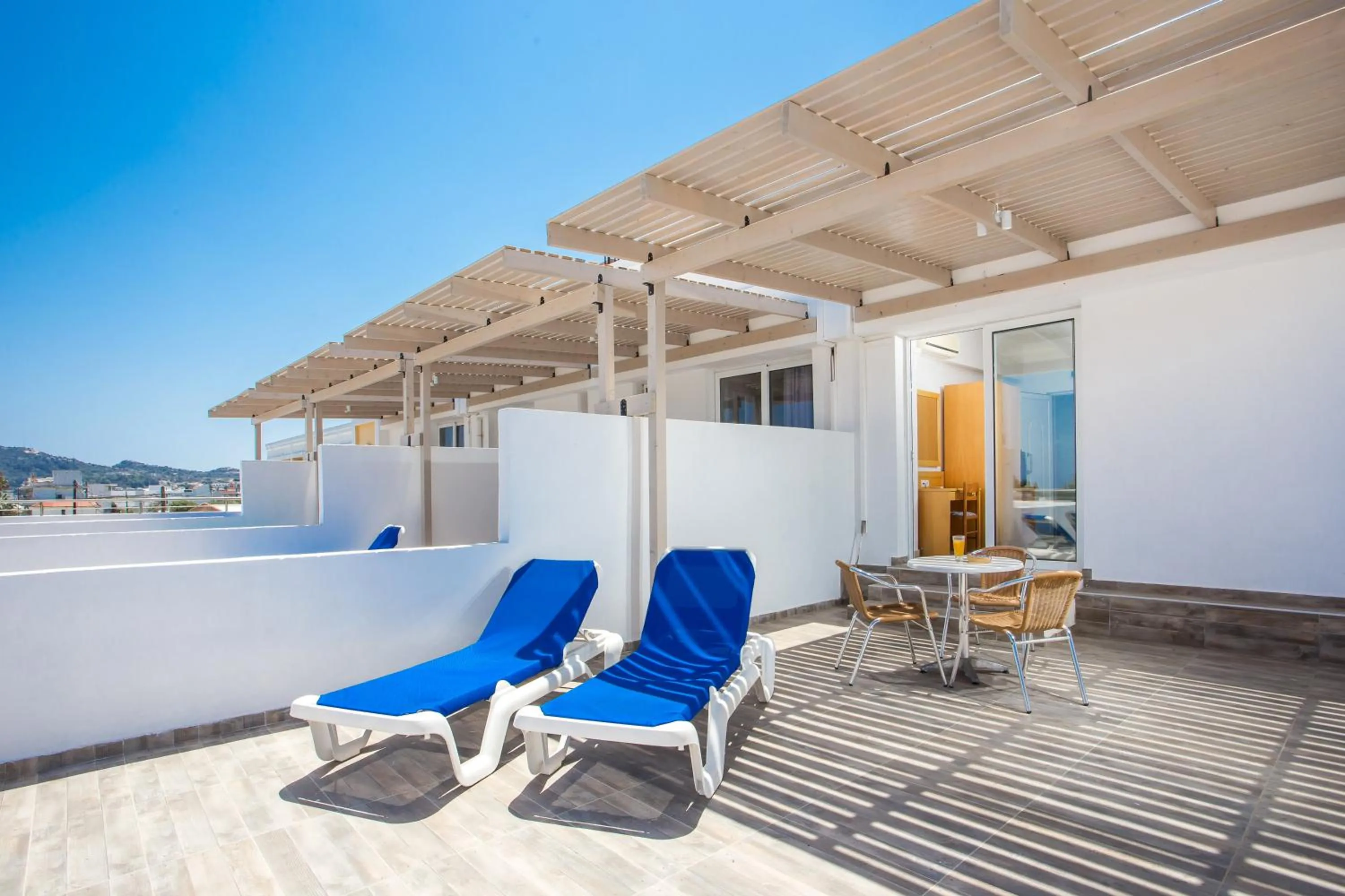 Balcony/Terrace in Mon Repos Hotel