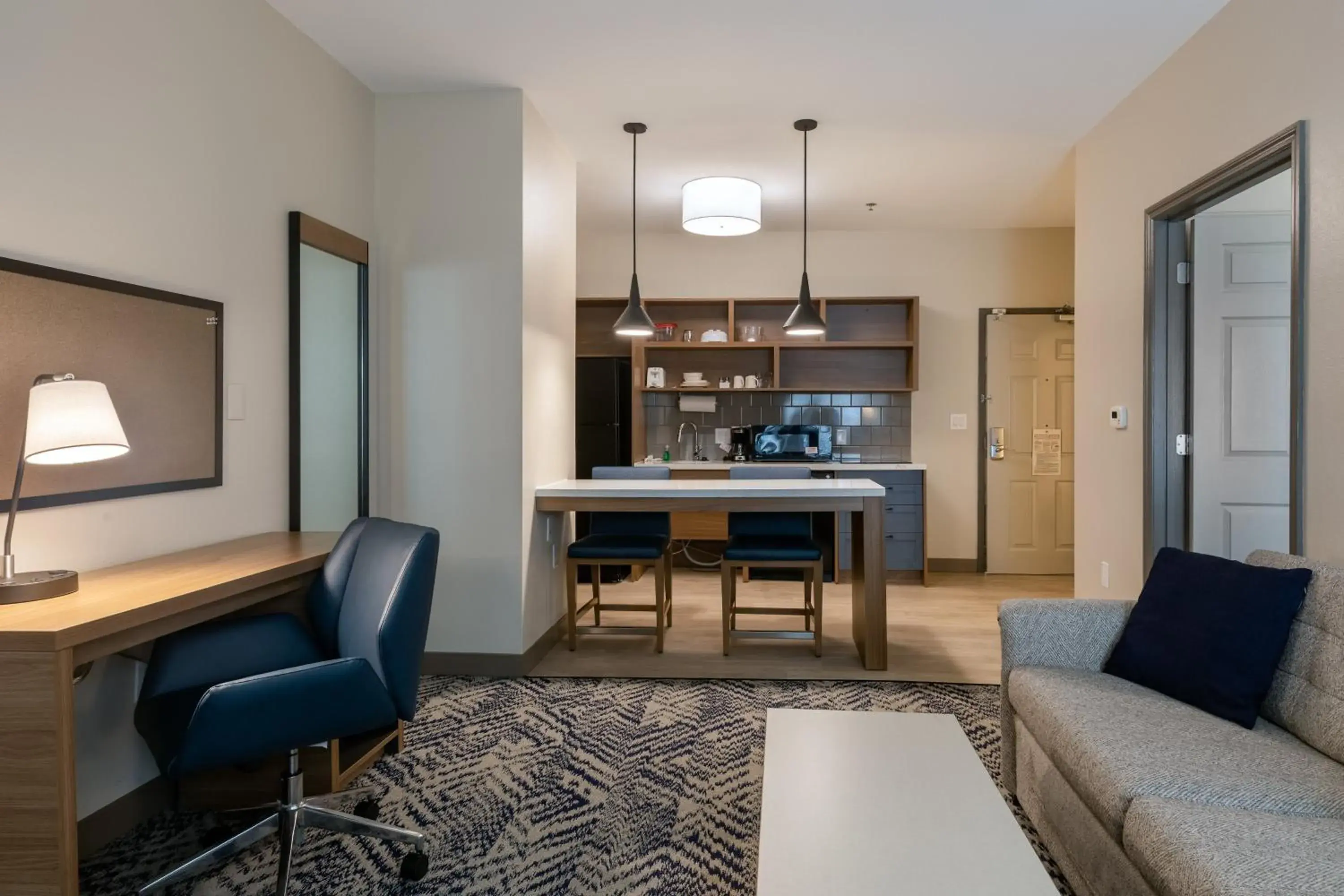 One-Bedroom Suite in Candlewood Suites Enterprise by IHG One-Bedroom Suite in Candlewood Suites Enterprise by IHG