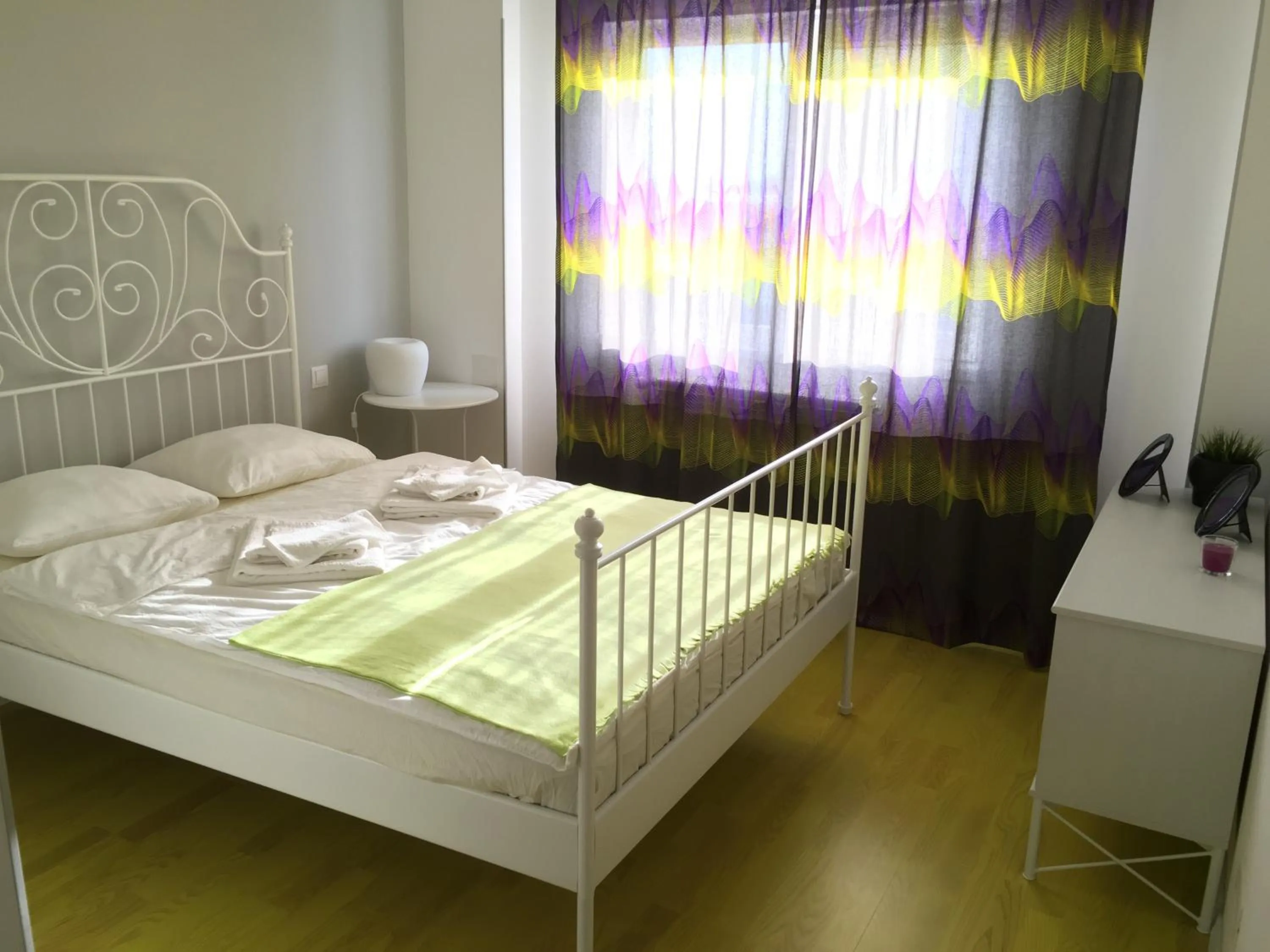 Bird's eye view, Bed in New Central Roof top view