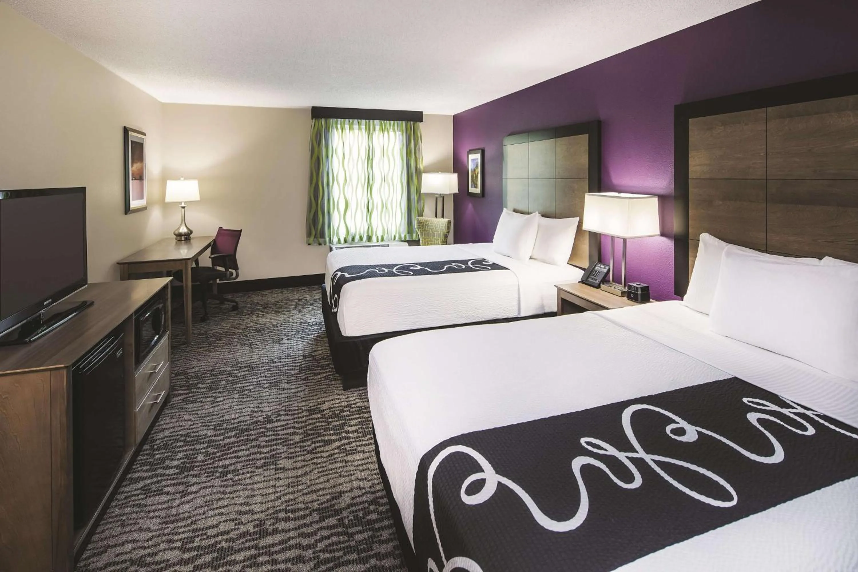 Photo of the whole room, Bed in La Quinta by Wyndham Milledgeville