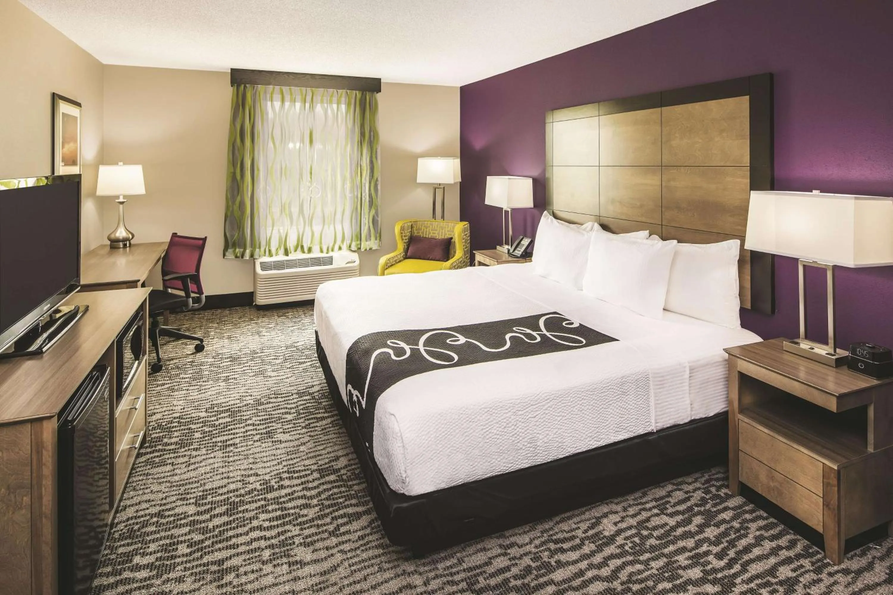 Photo of the whole room, Bed in La Quinta by Wyndham Milledgeville