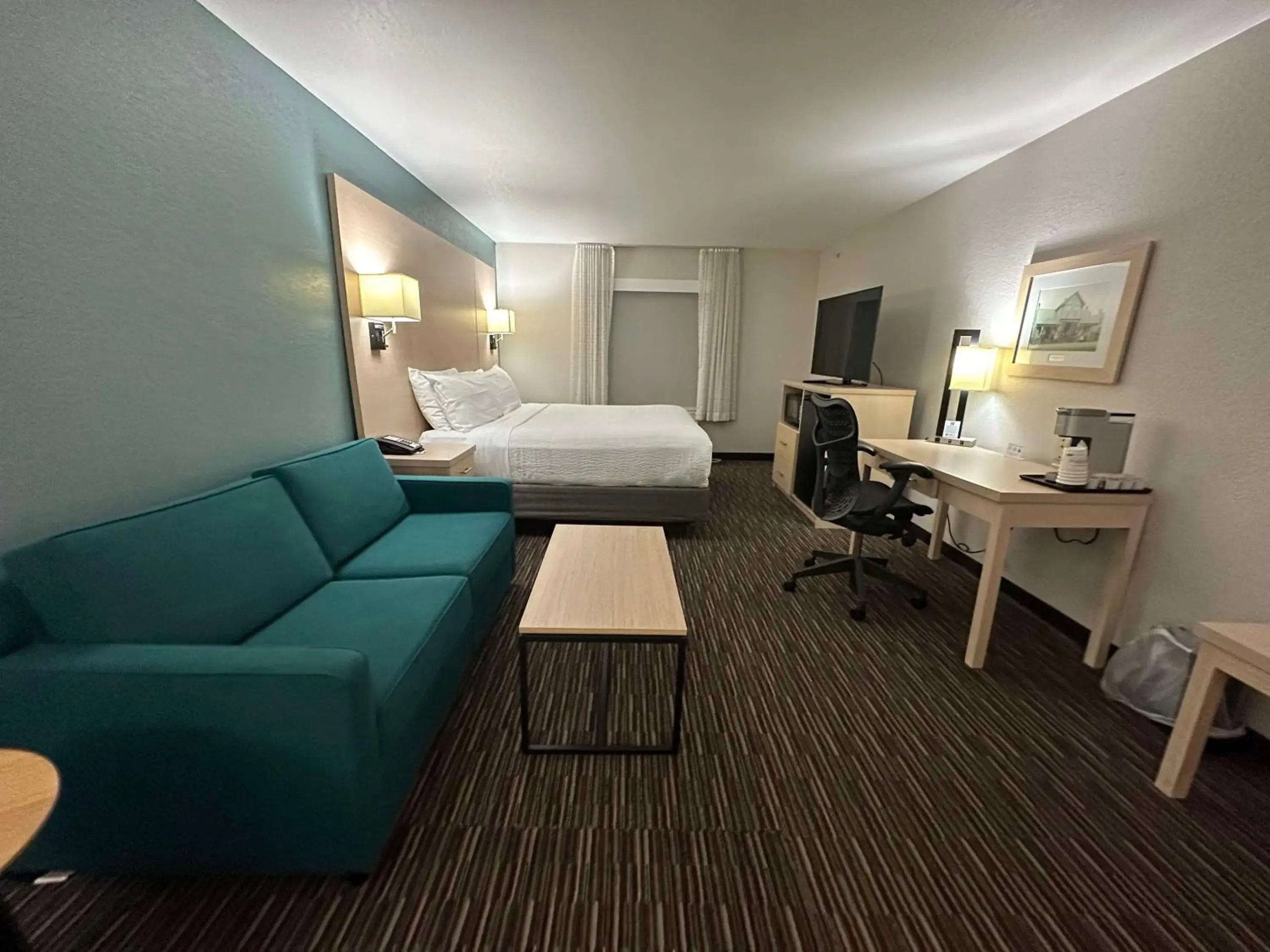 King Room - Non-Smoking in Best Western Watertown King Room - Non-Smoking in Best Western Watertown