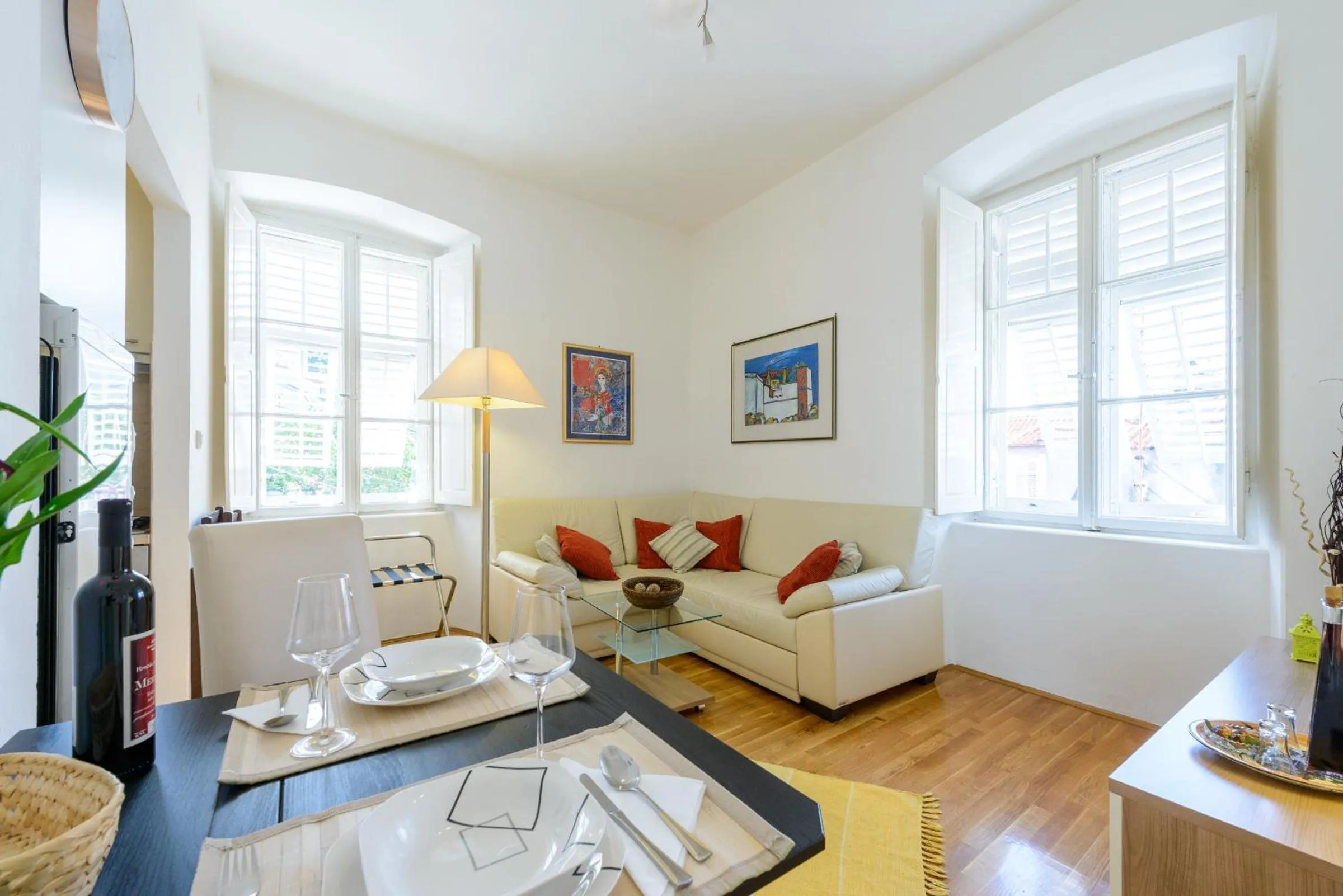 Apartments Eta