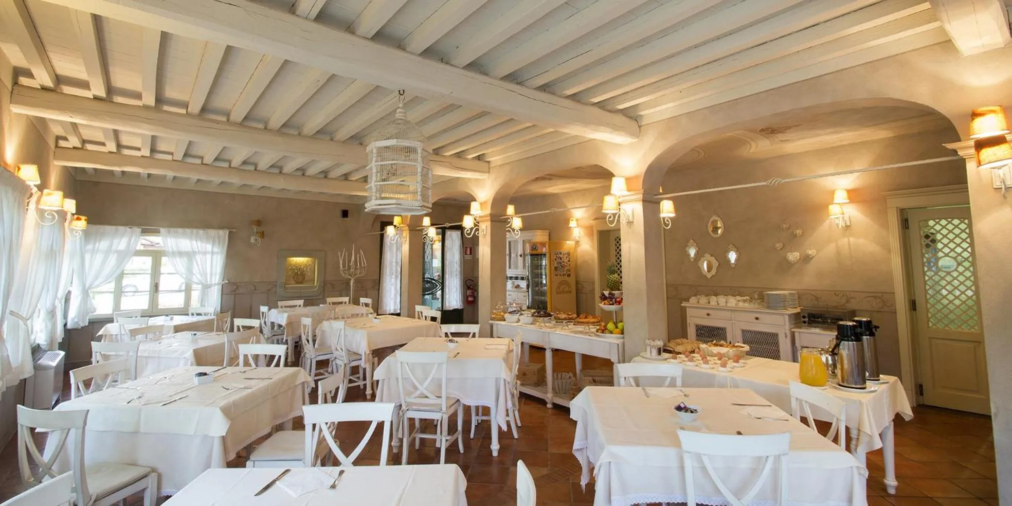 Buffet breakfast in Relais I Piastroni