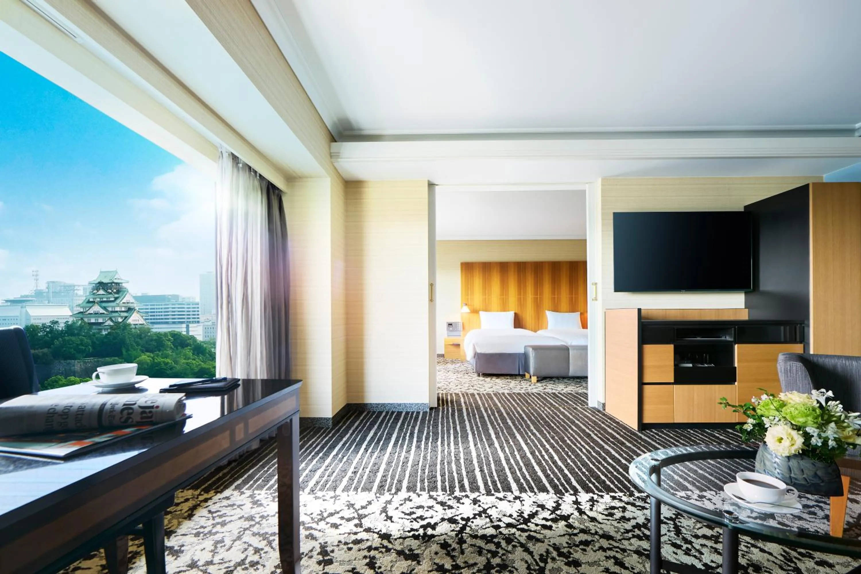 Photo of the whole room, Bed in Hotel New Otani Osaka