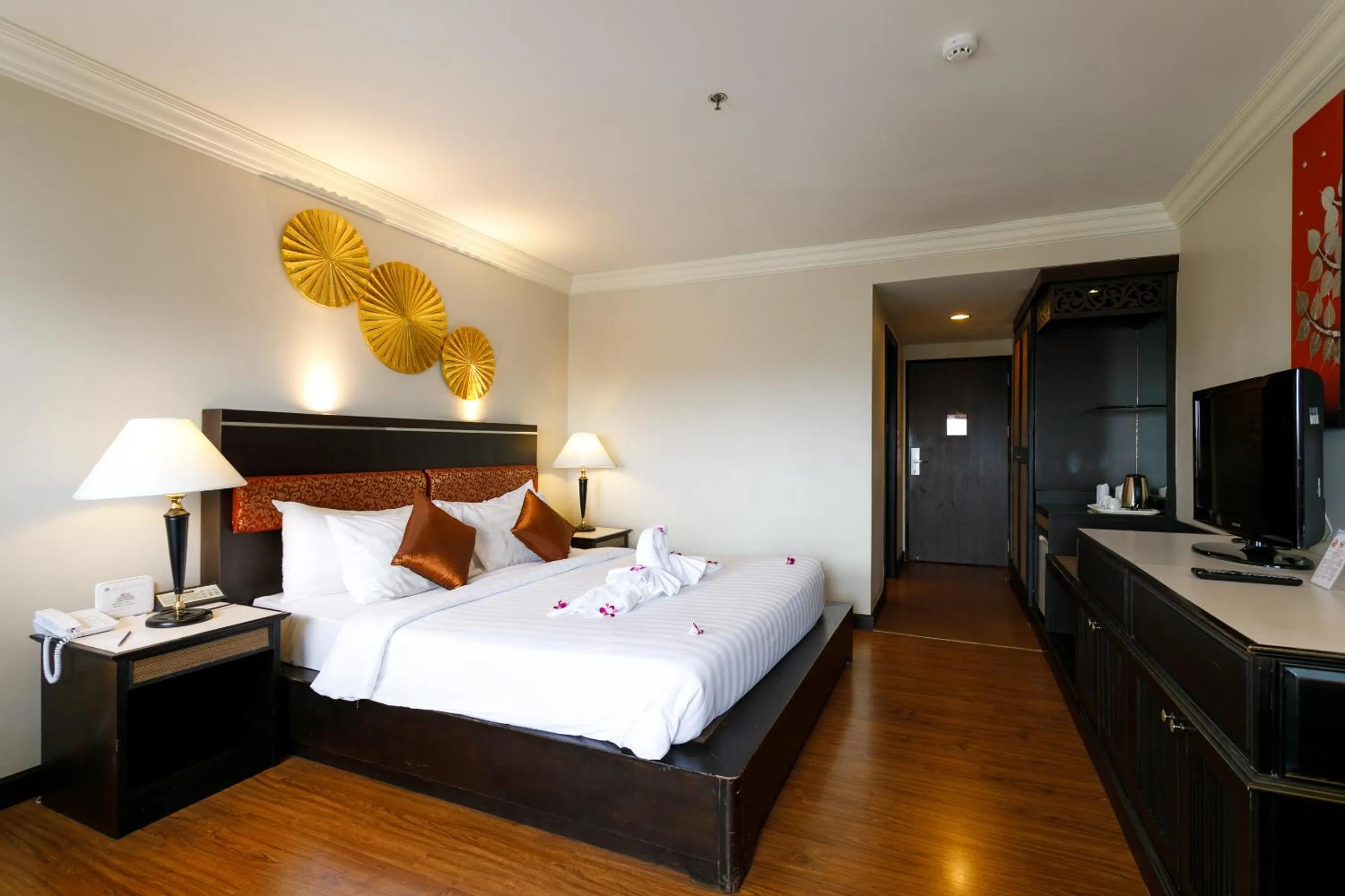 Bed in Amora Thapae Hotel Chiang Mai