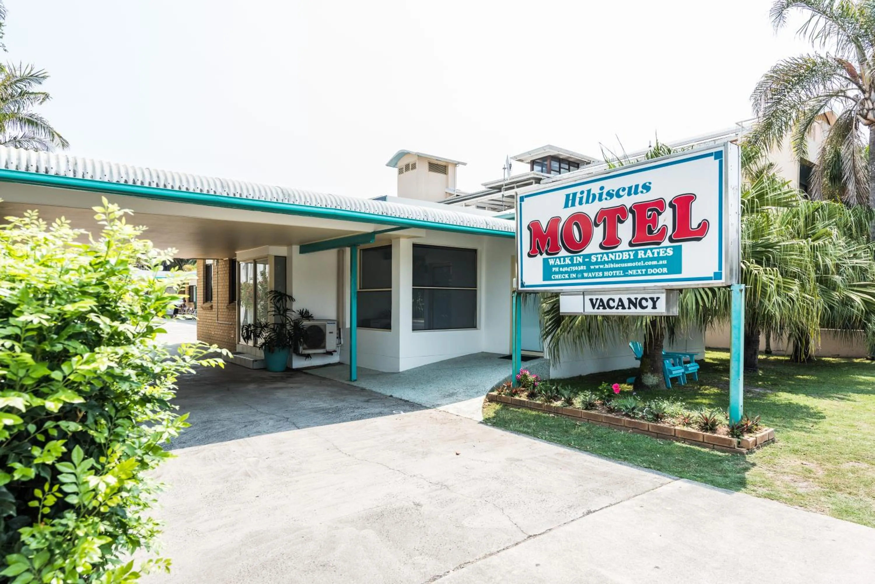 Property building in Hibiscus Motel