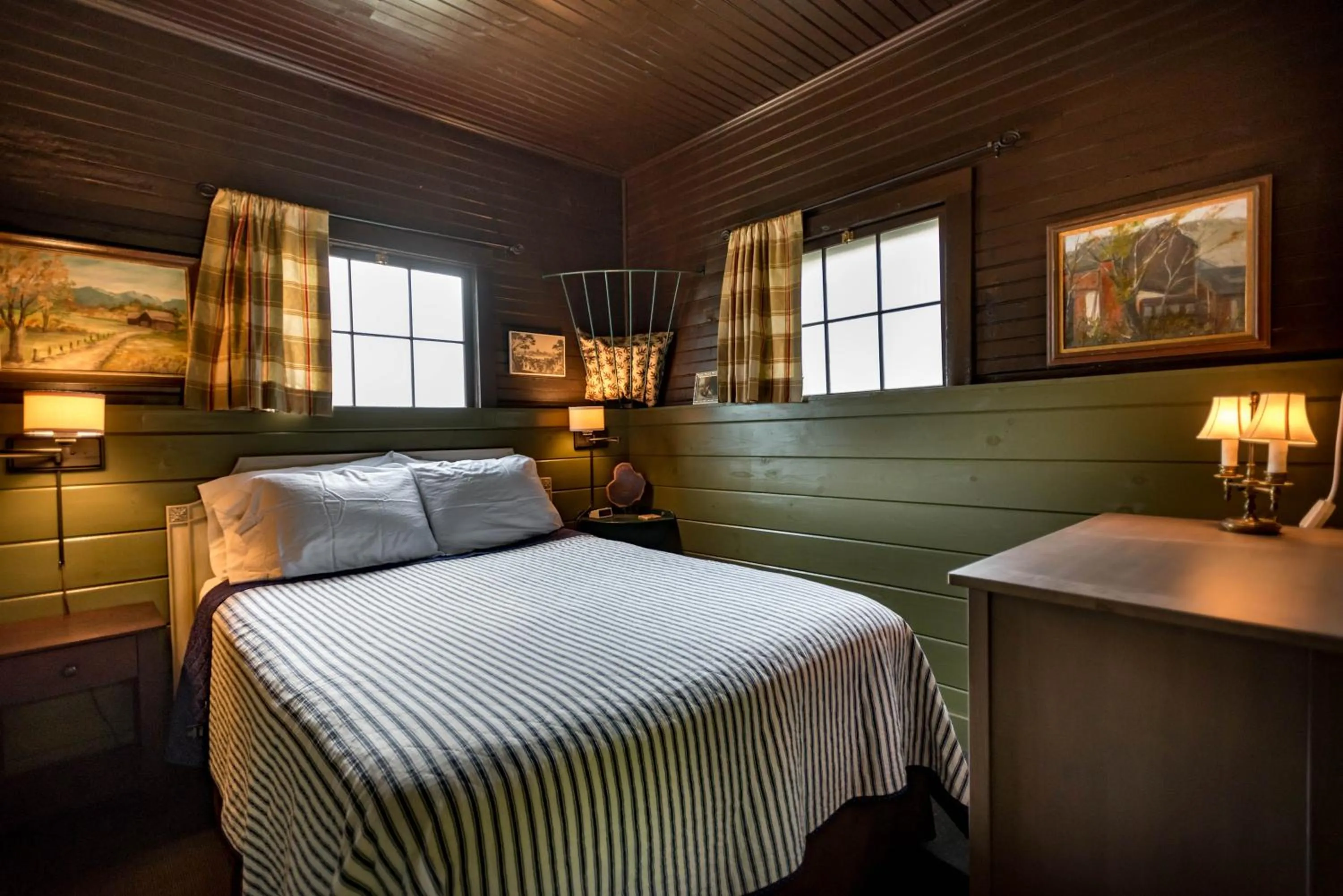 Bedroom, Bed in The Stables