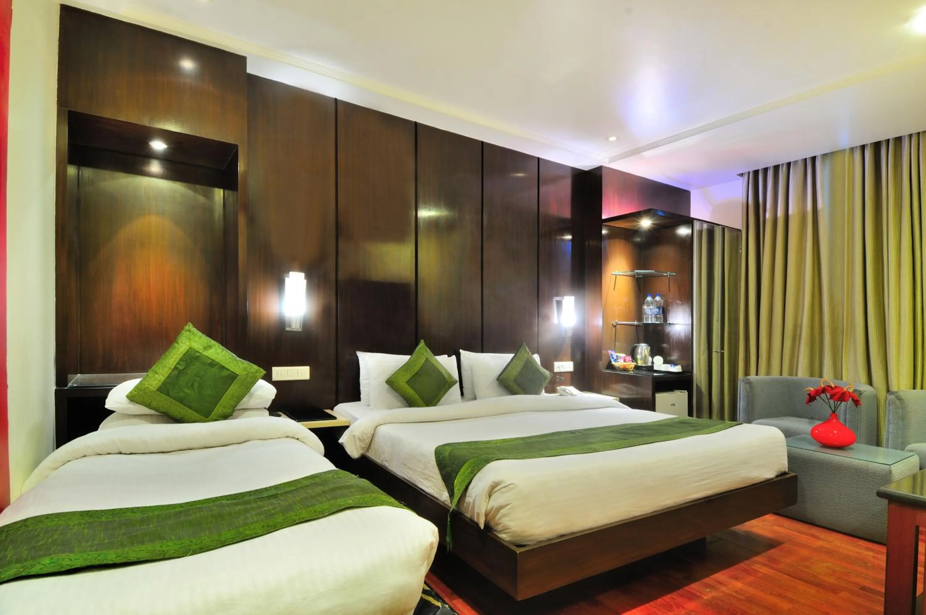 Bedroom, Bed in Hotel Aura - New Delhi Railway Station