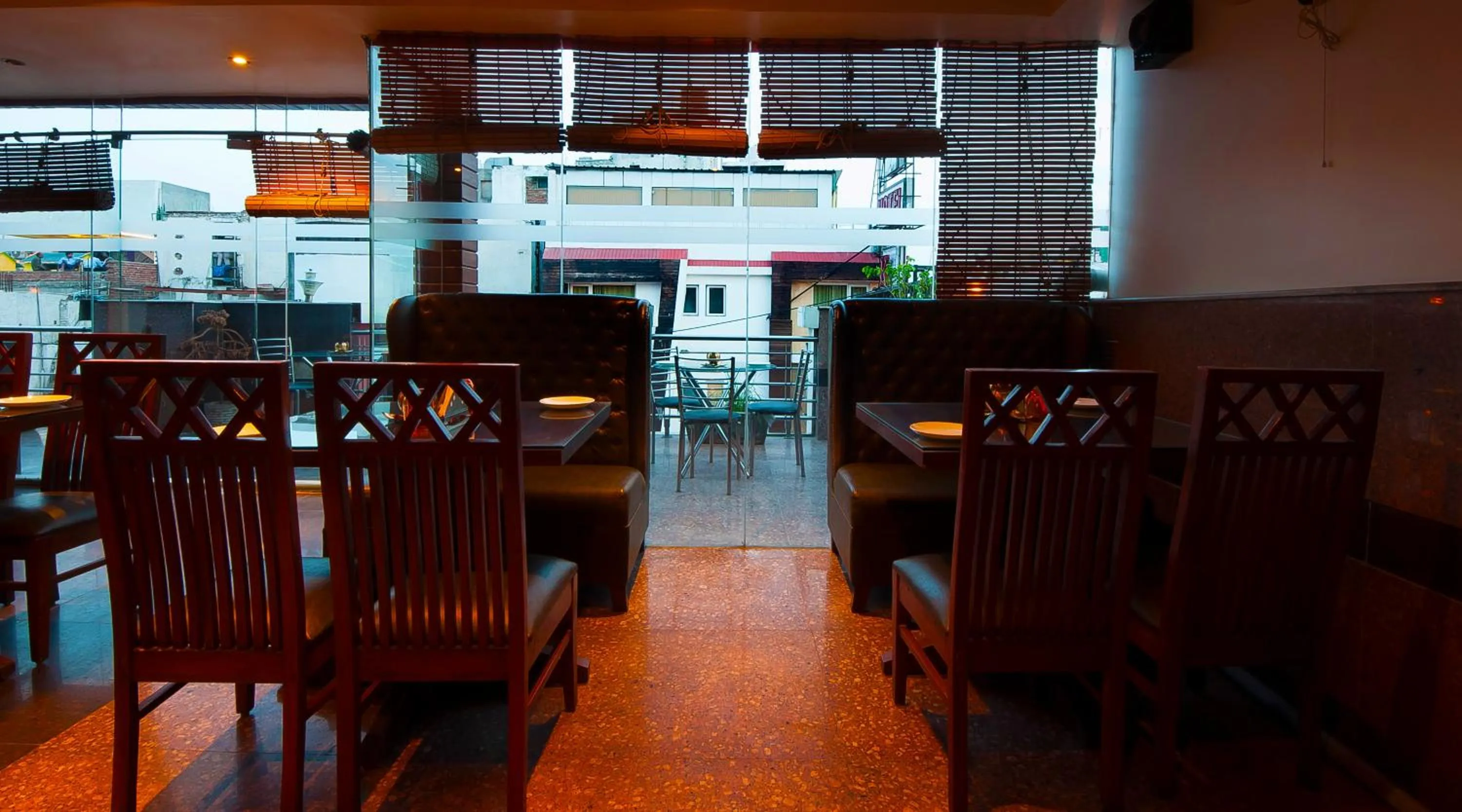 Breakfast in Hotel Aura - New Delhi Railway Station