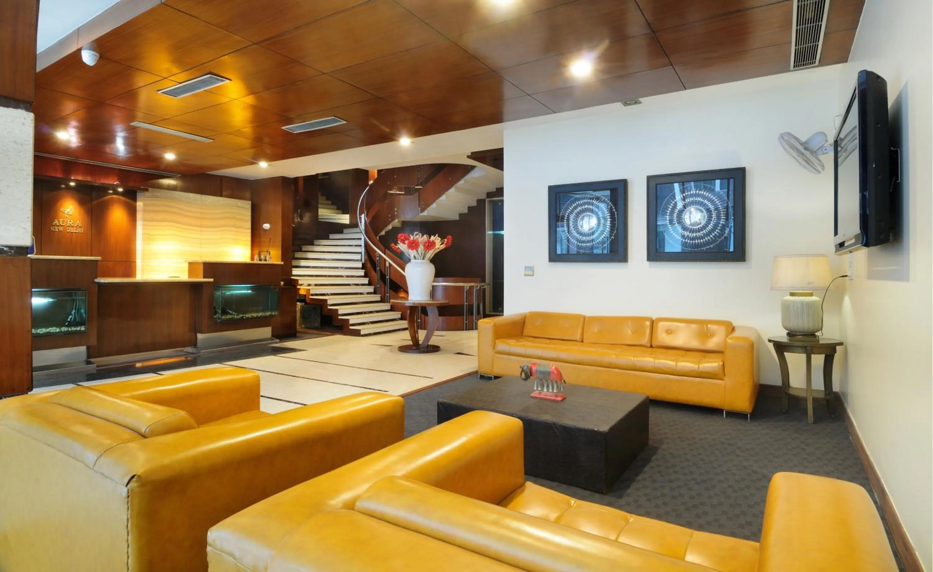Lobby or reception in Hotel Aura - New Delhi Railway Station