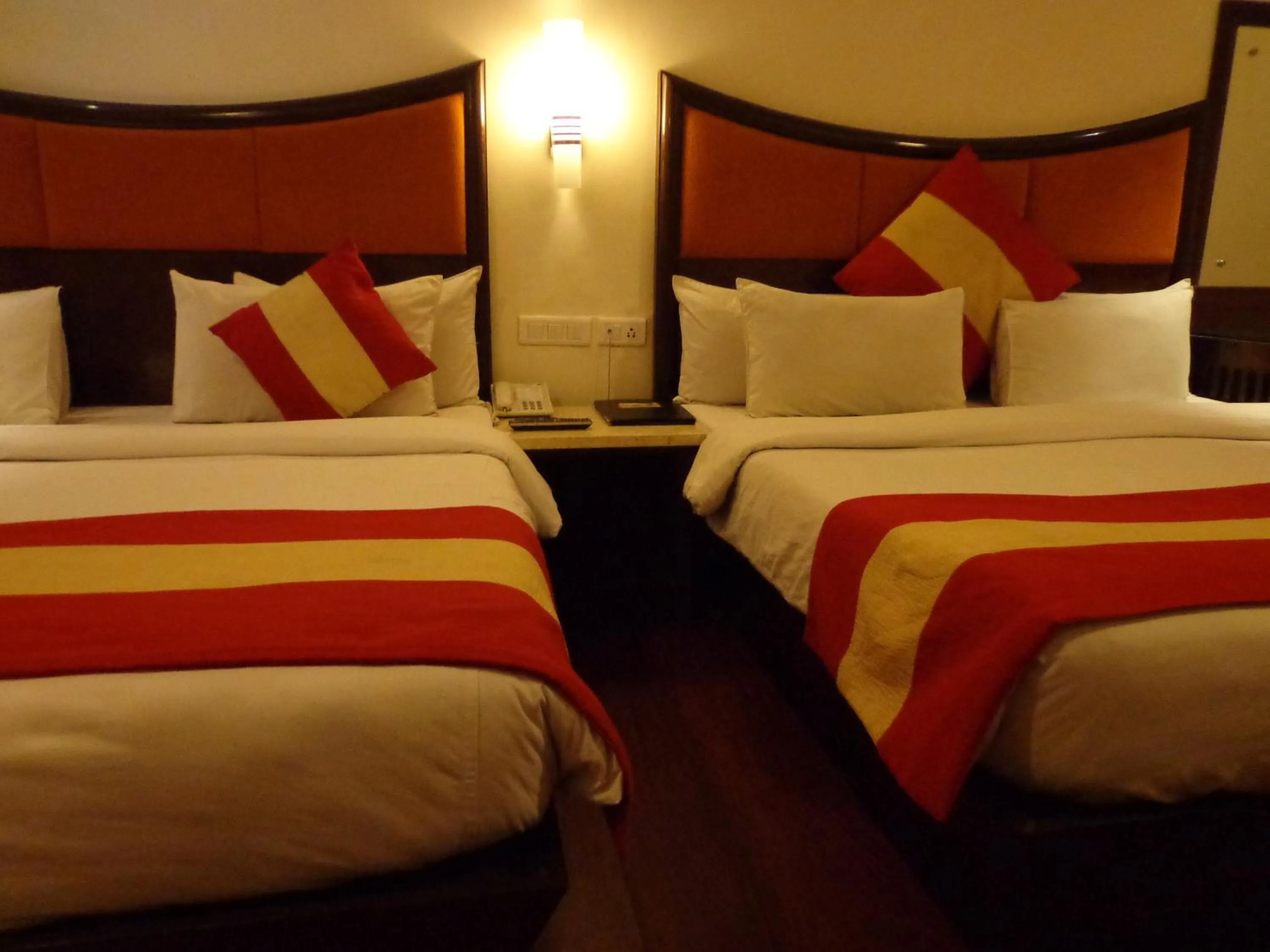 Bed in Hotel Aura - New Delhi Railway Station