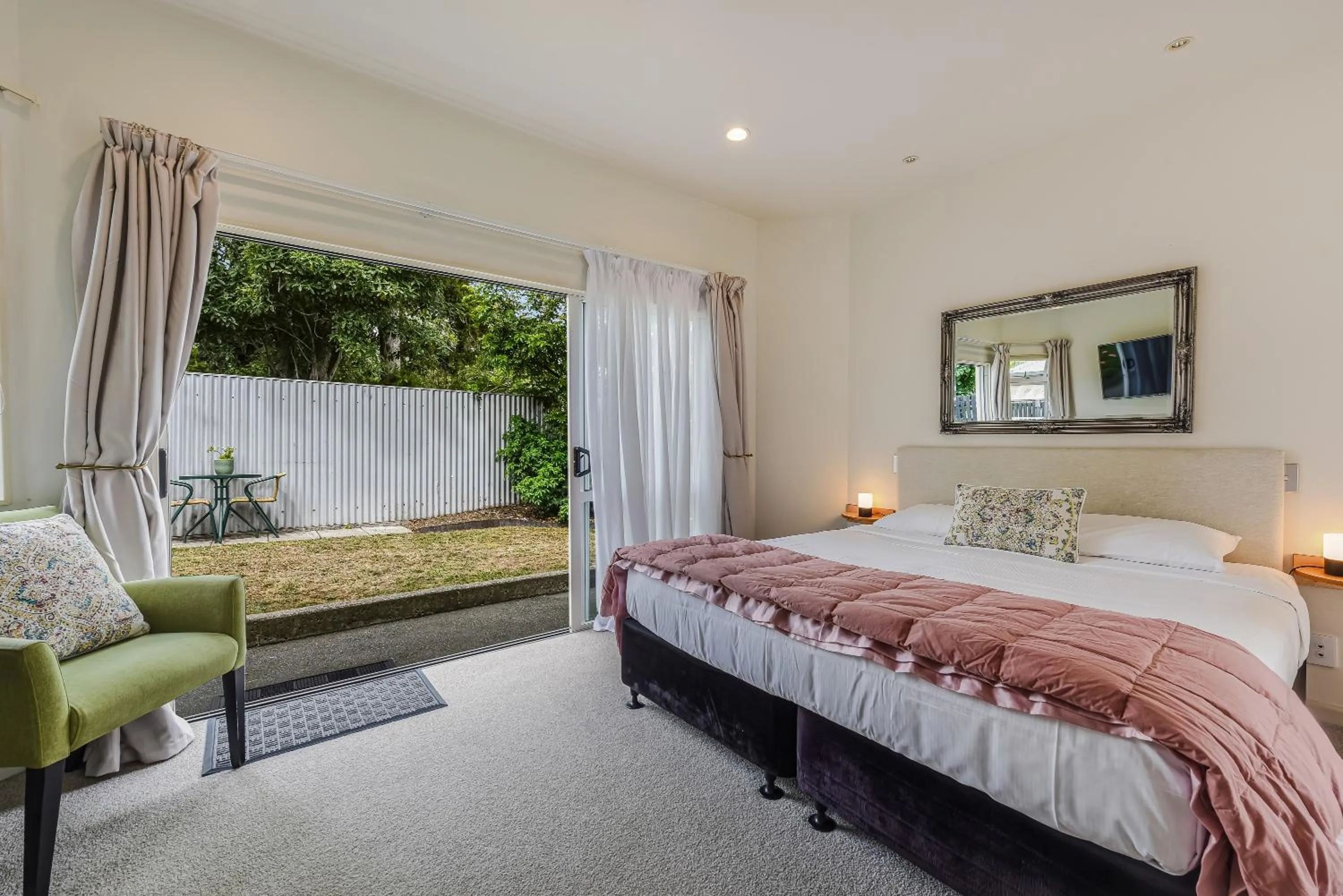 Bed in Boutique Motel