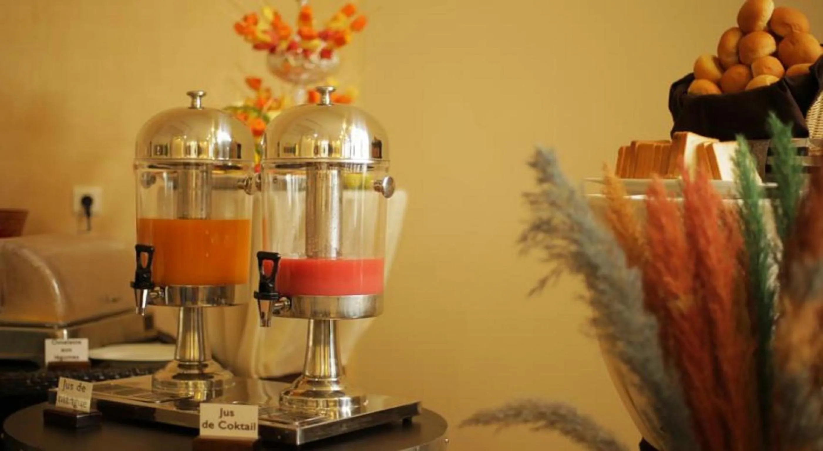 Buffet breakfast in GHS Hotel