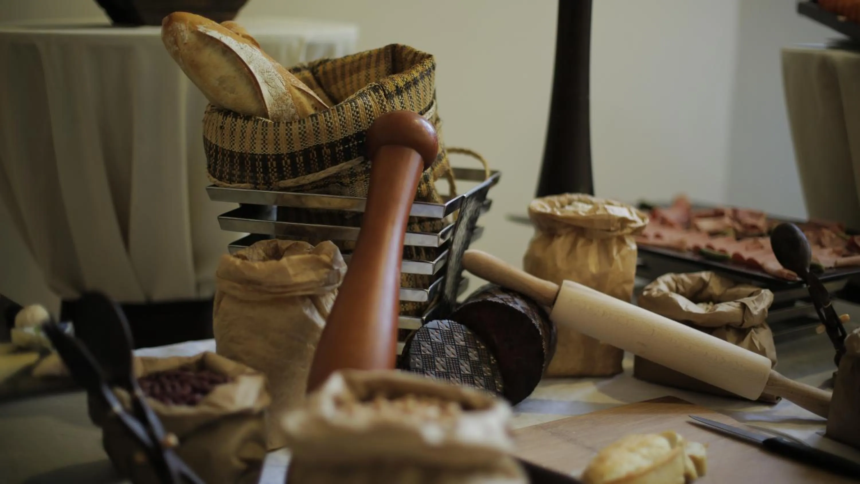 Restaurant/places to eat in GHS Hotel