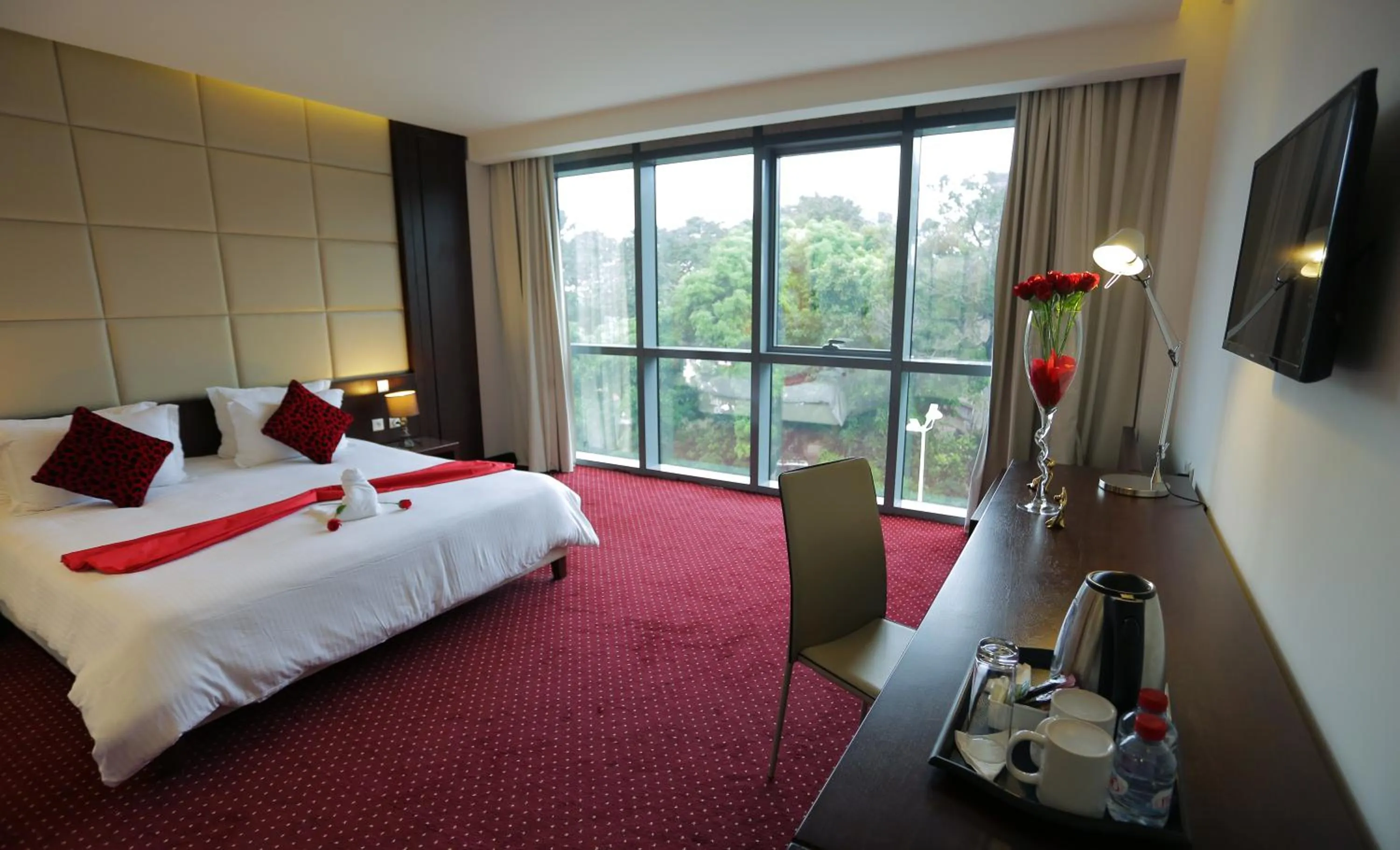 View (from property/room), Bed in GHS Hotel